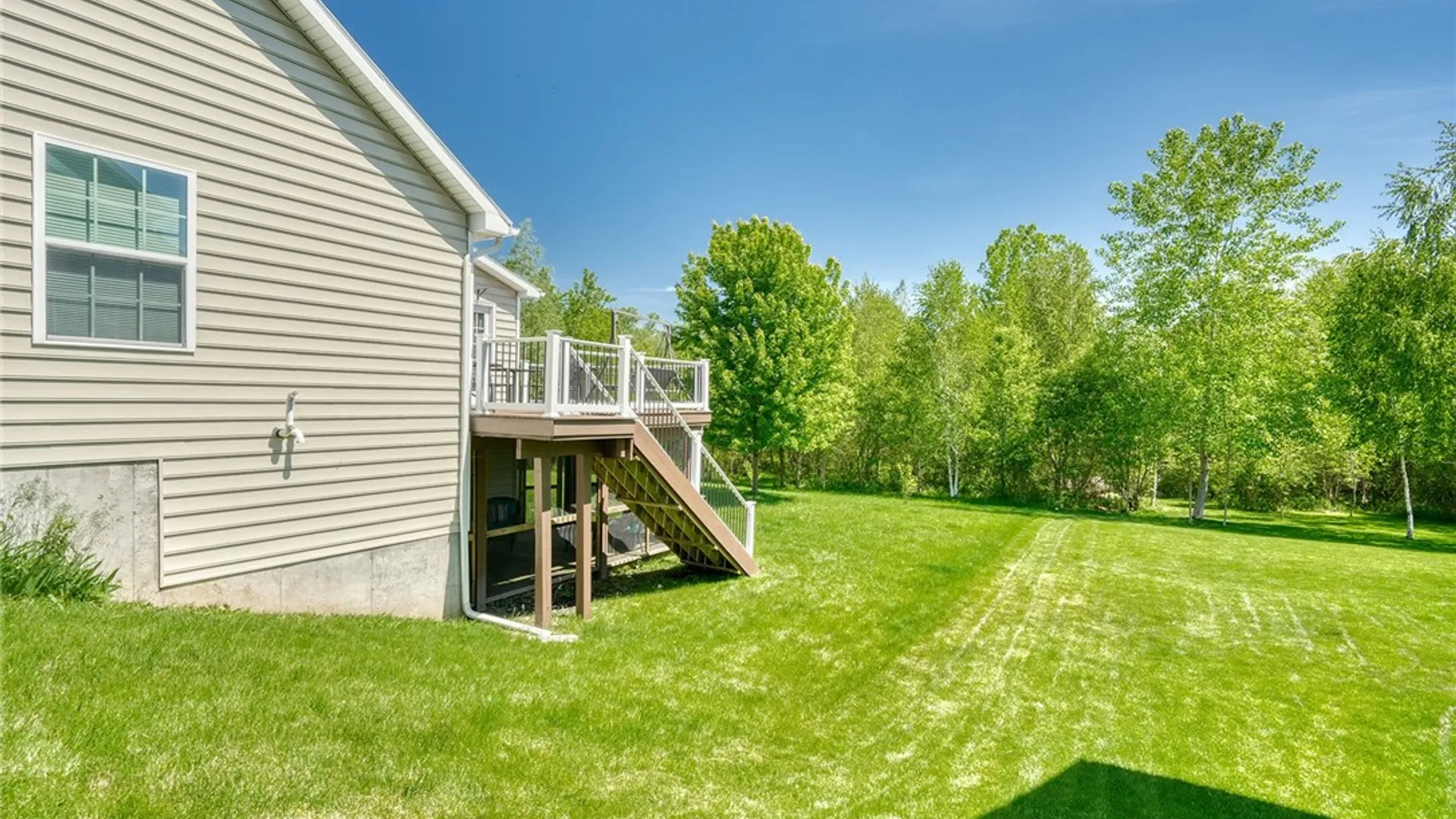Property at 32 Ashlyn Rise, Penfield, NY 14450 45