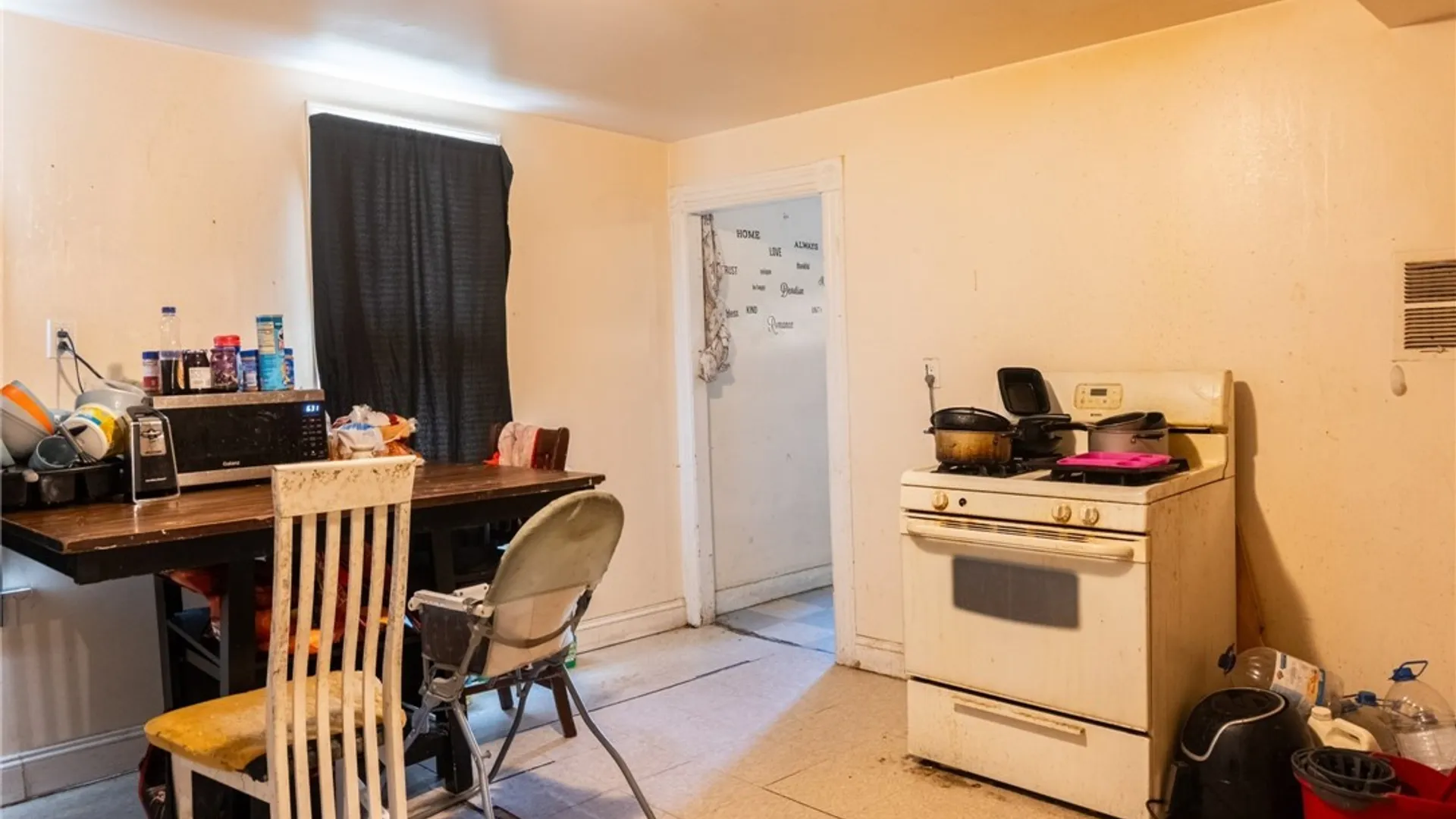 Property at 1500 Conkling Avenue, Utica, NY 13501 24