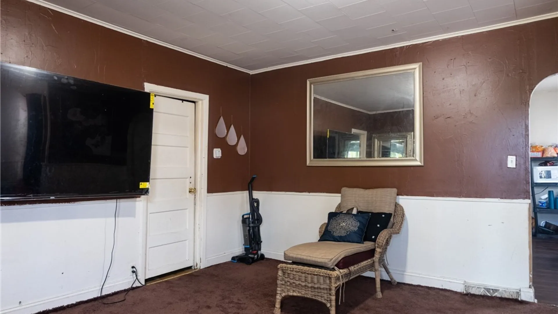Property at 1500 Conkling Avenue, Utica, NY 13501 8