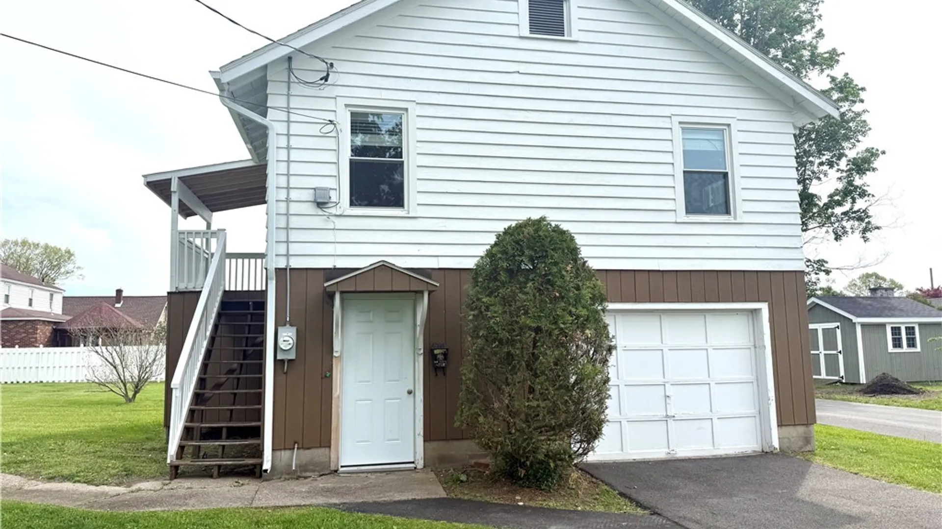 Property at 1000 1/2 Van Buren Avenue, Rome, NY 13440 2
