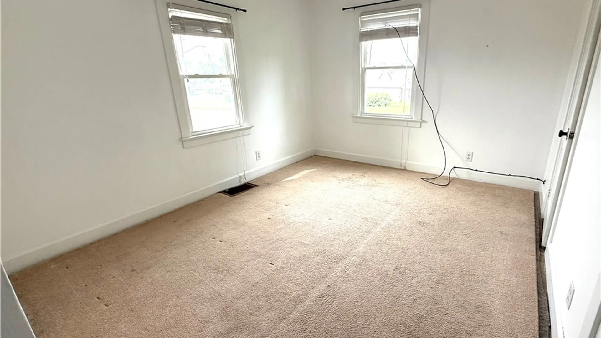 Property at 1000 1/2 Van Buren Avenue, Rome, NY 13440 8