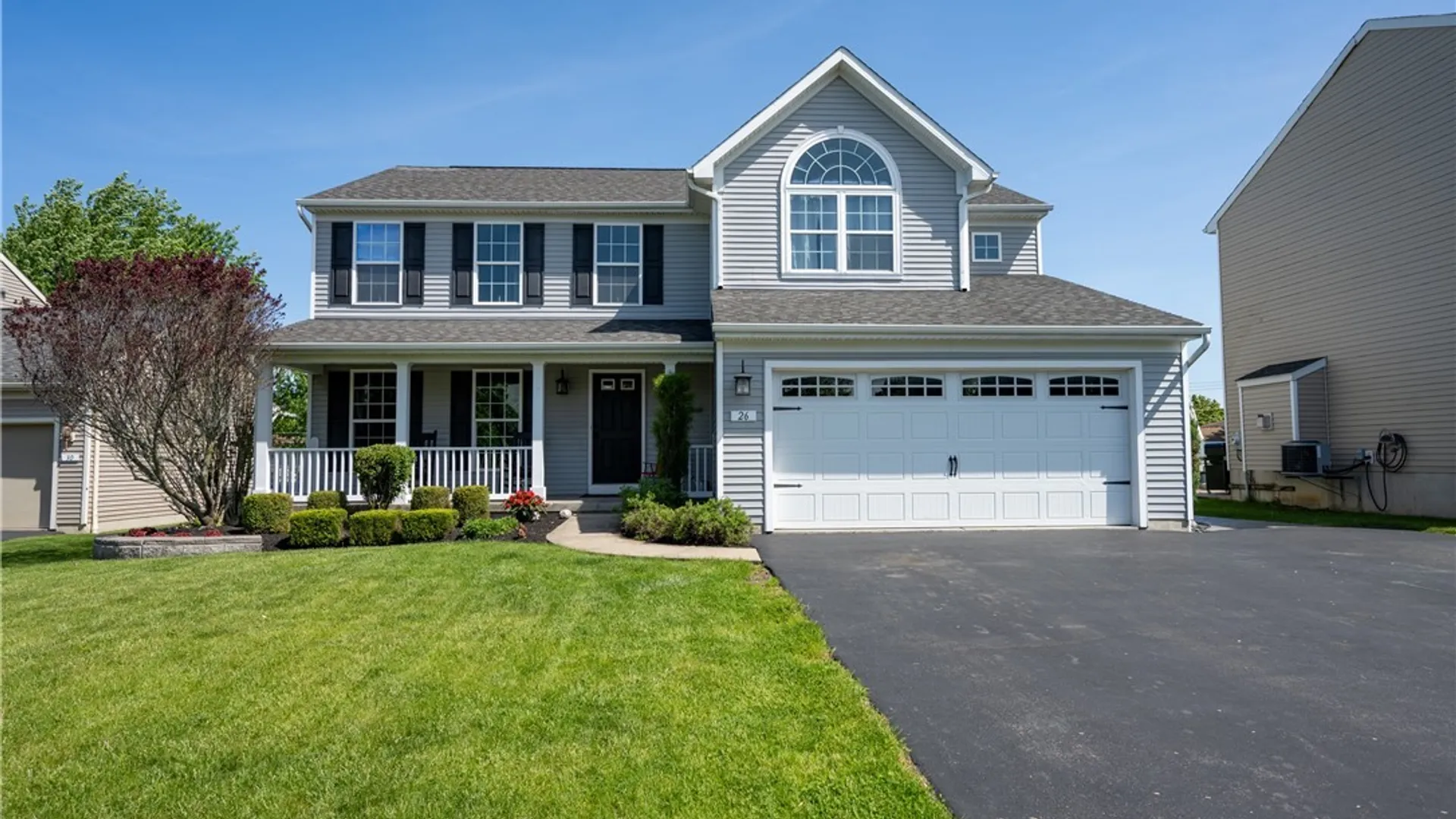 Property at 26 Morris Crescent, West Seneca, NY 14224 2