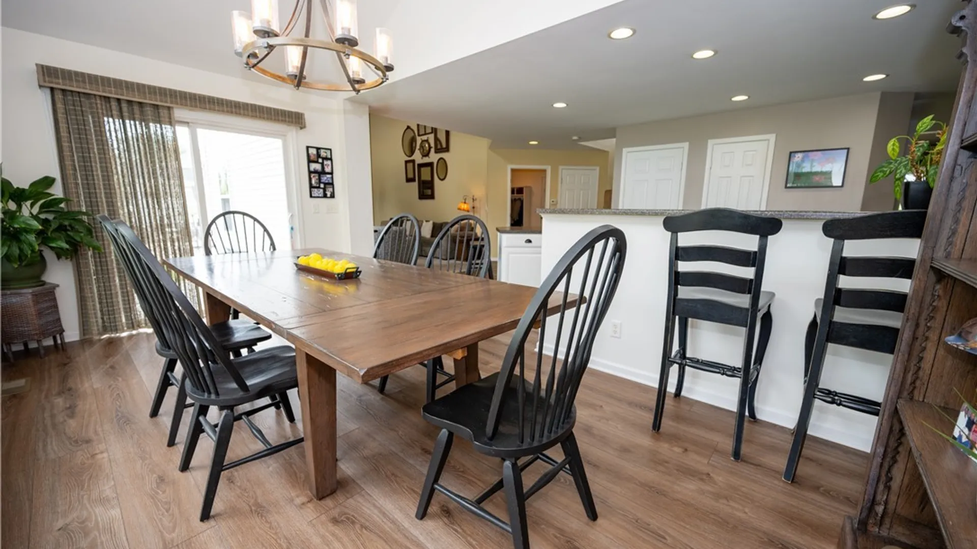 Property at 26 Morris Crescent, West Seneca, NY 14224 22
