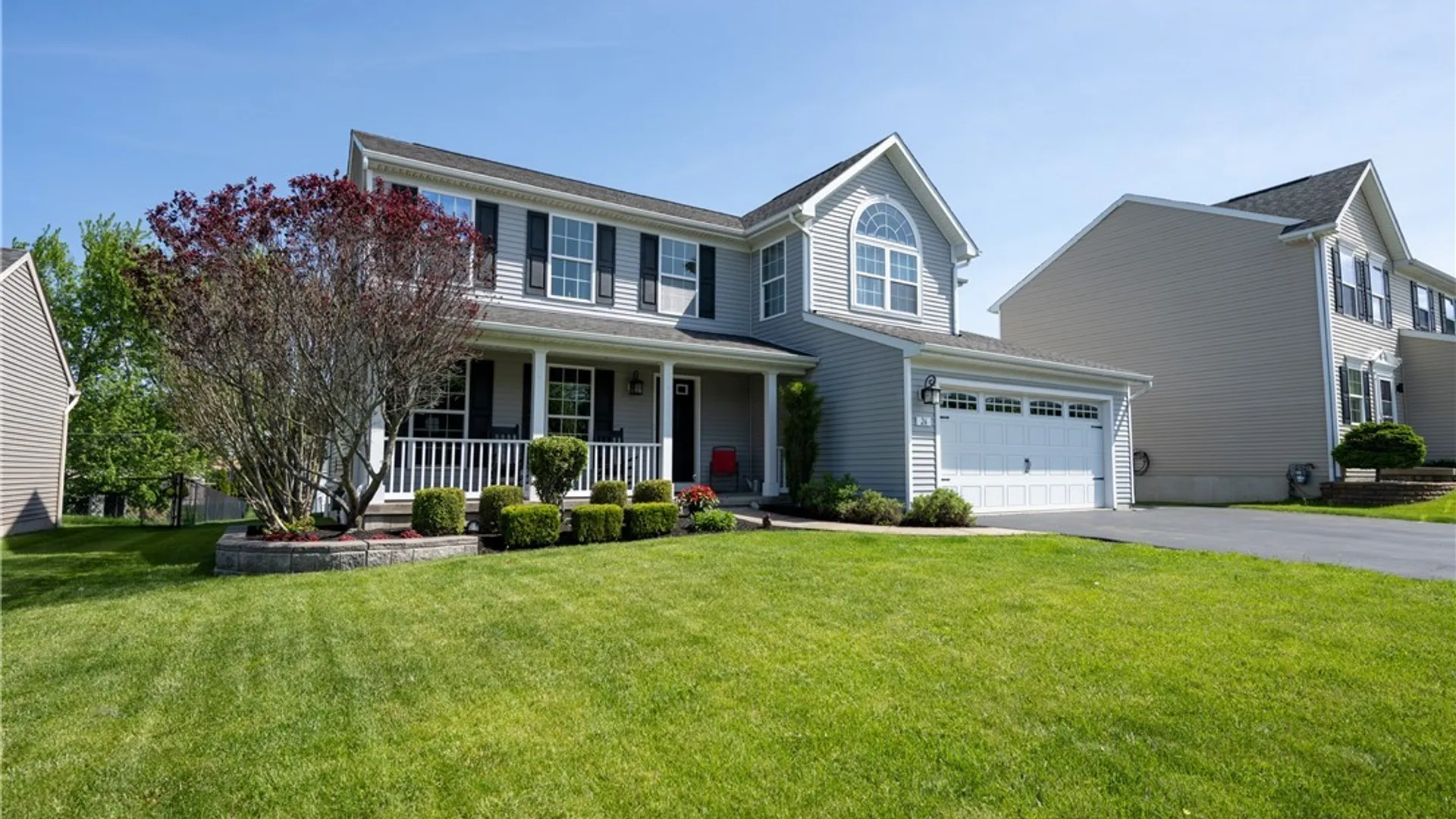 Property at 26 Morris Crescent, West Seneca, NY 14224 3