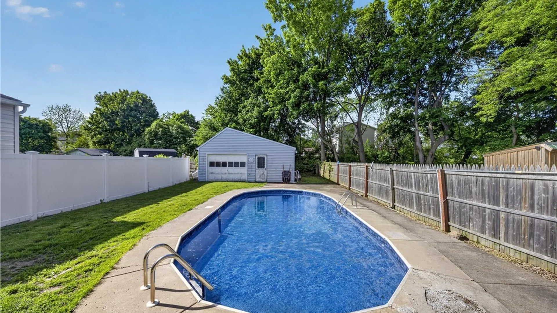 Property at 106 Lorenzo Drive, Salina, NY 13206 2