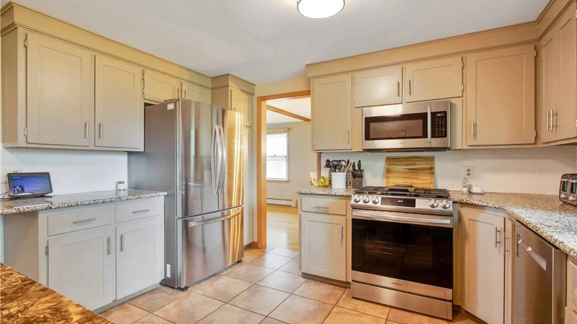 Property at 5150 Brookhaven Drive, Clarence, NY 14031 24
