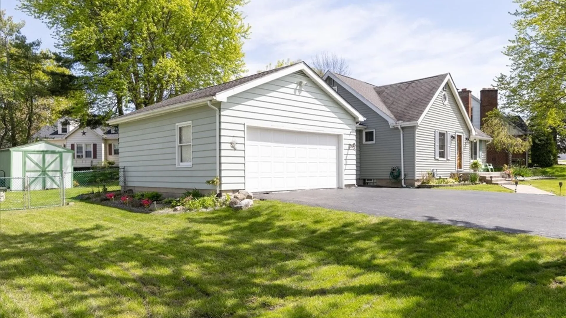 Property at 5227 Orchard Avenue, Hamburg, NY 14075 26