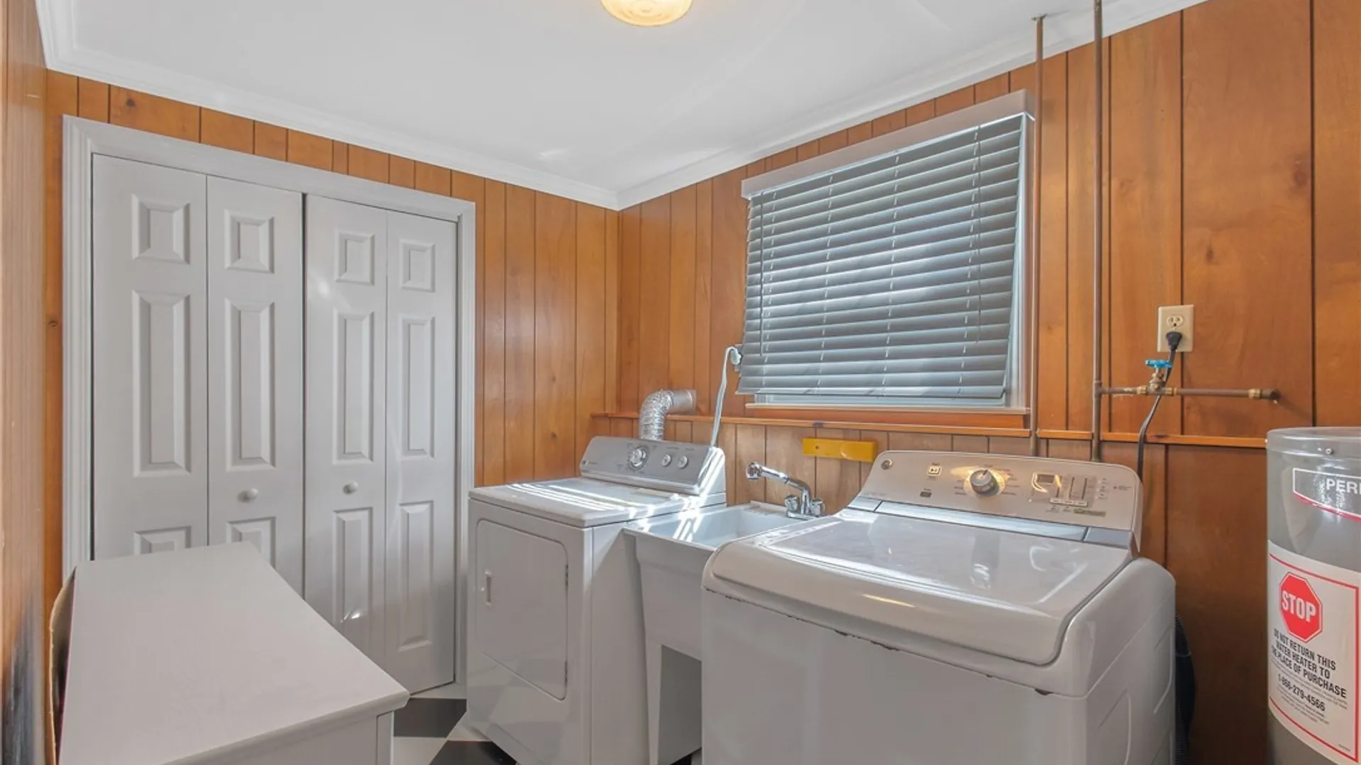 Property at 418 Ontario Avenue, Geddes, NY 13209 26