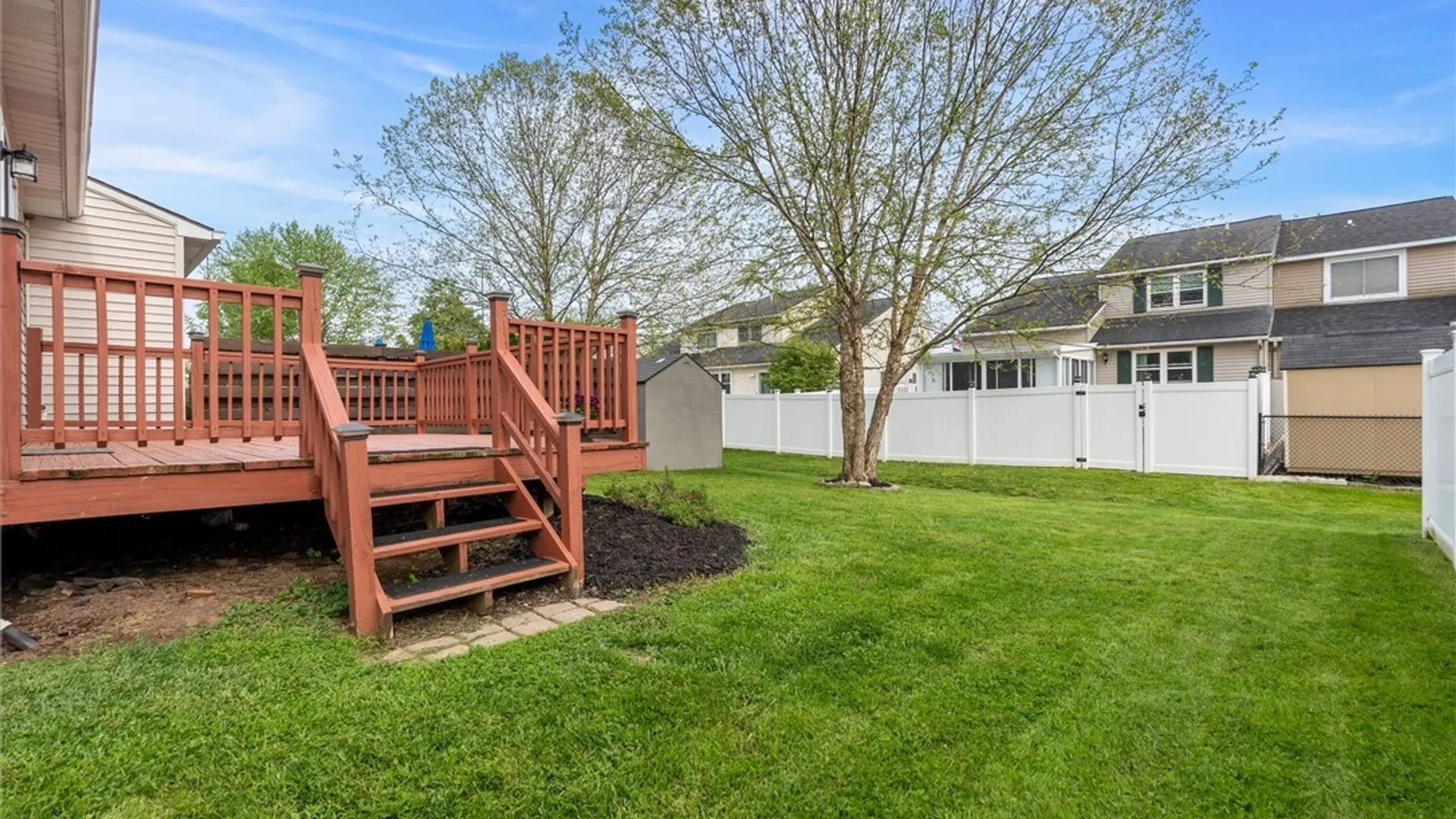 Property at 8836 New Country Drive, Cicero, NY 13039 27