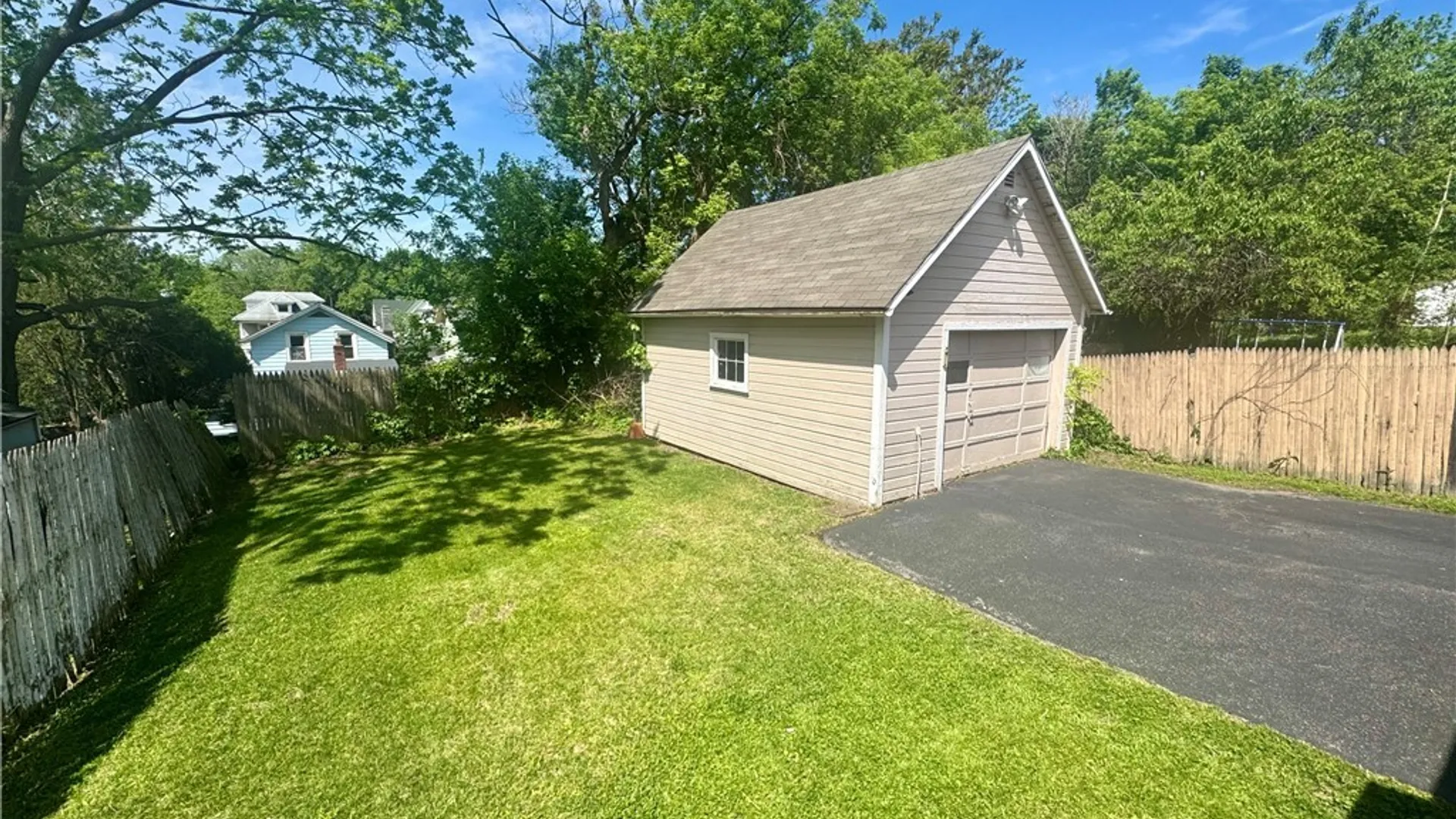 Property at 211 Pharis Street, Syracuse, NY 13204 43