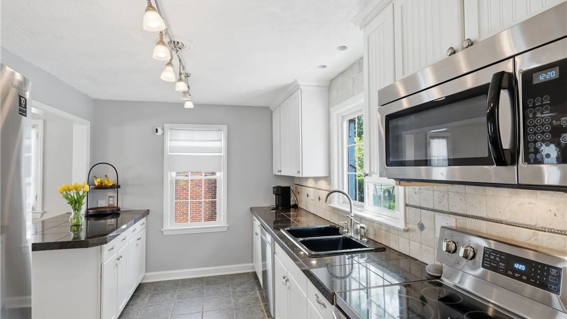 Property at 86 Hampshire Drive, Brighton, NY 14618 11