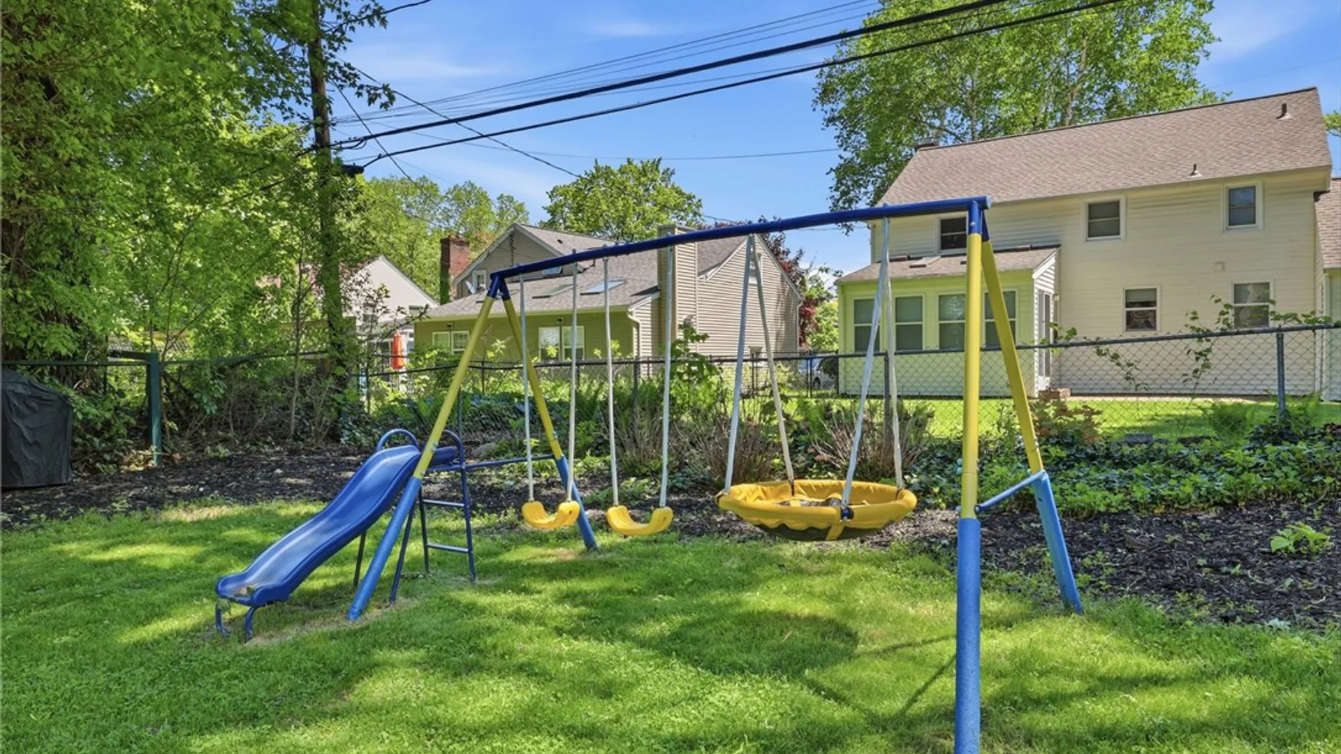 Property at 86 Hampshire Drive, Brighton, NY 14618 26