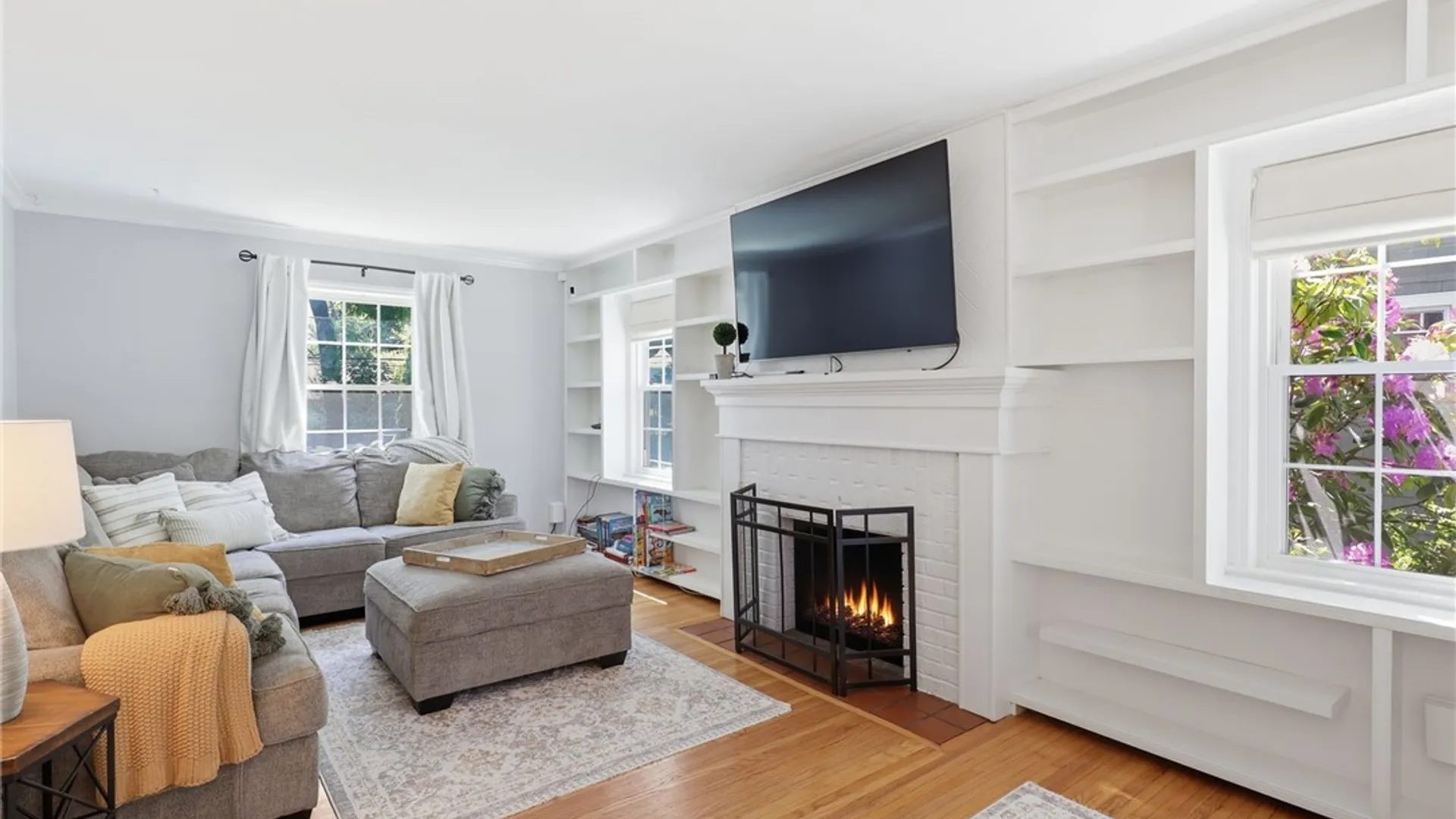 Property at 86 Hampshire Drive, Brighton, NY 14618 3