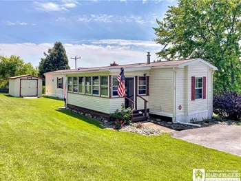 157 Greenhurst Village Drive, Ellery, NY 14701