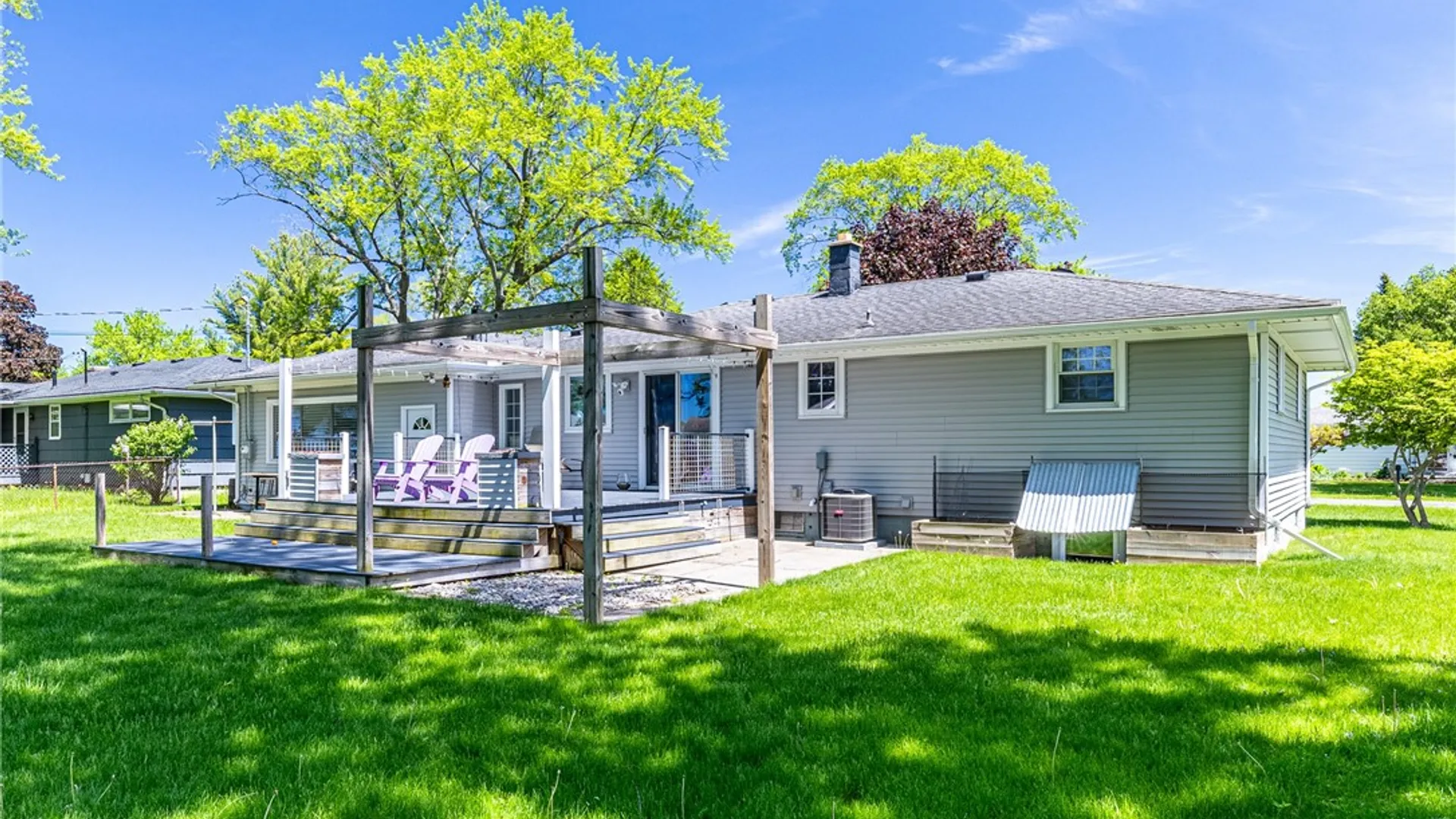 Property at 7 E Crest Drive, Gates, NY 14606 49