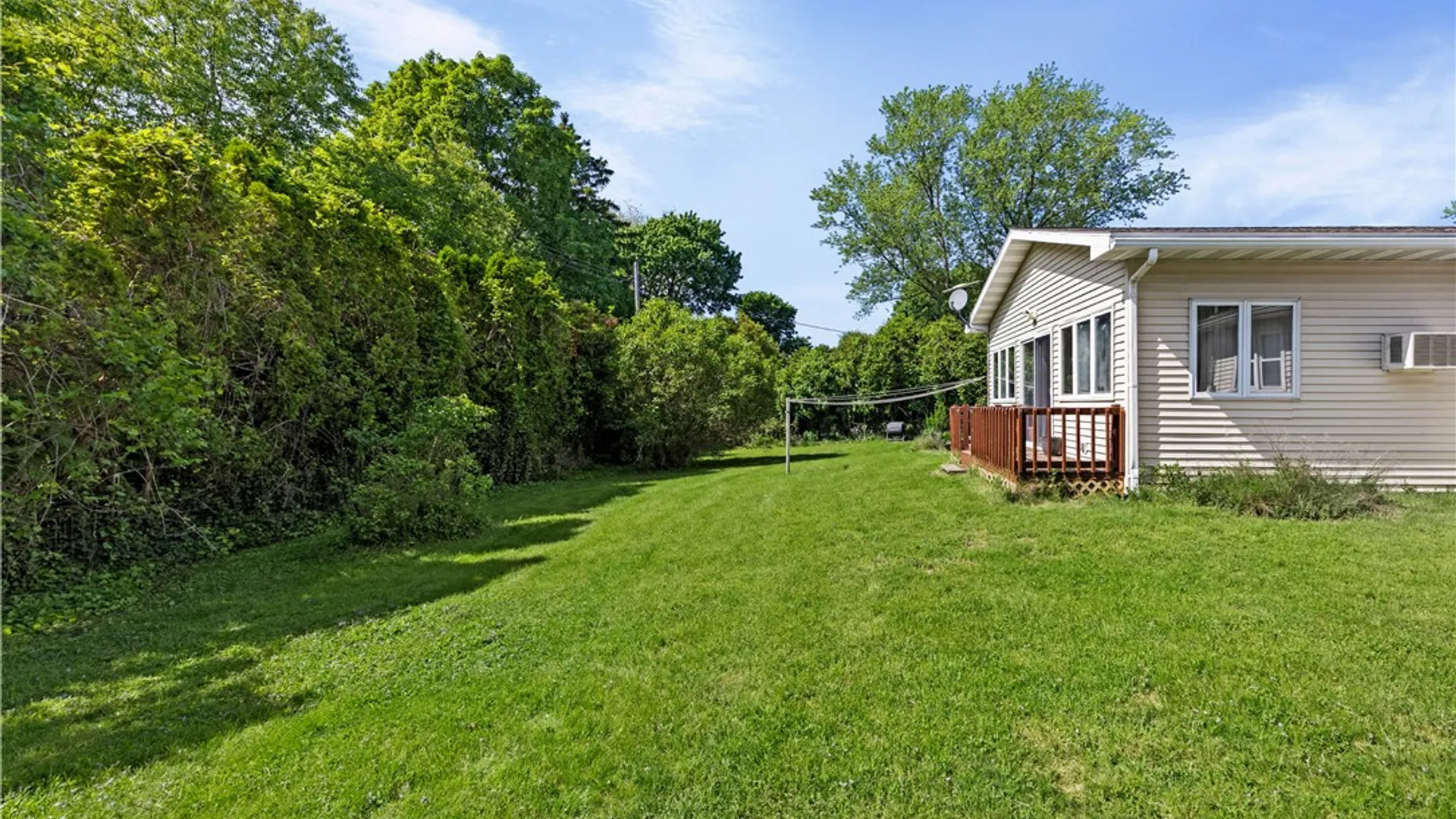 Property at 17 Ridge Port Circle, Irondequoit, NY 14617 33