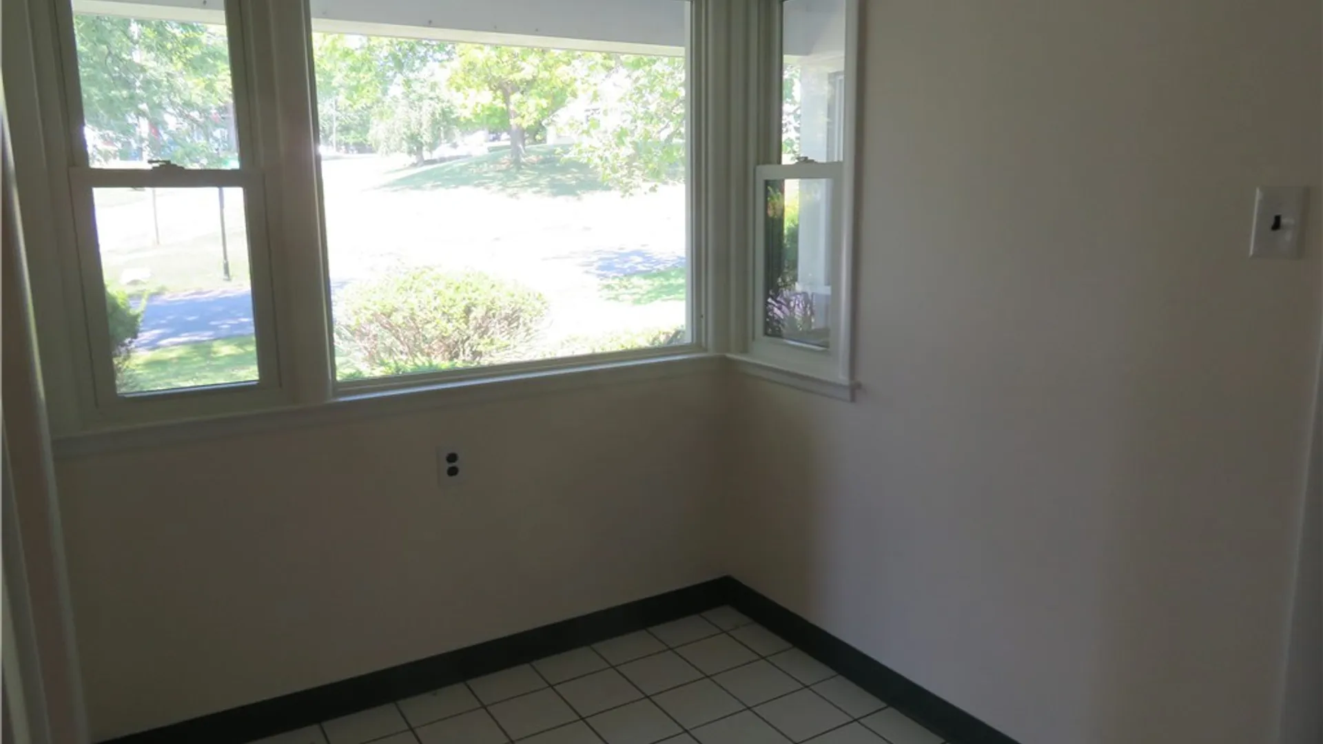 Property at 22 Forest Road, New Hartford, NY 13413 20