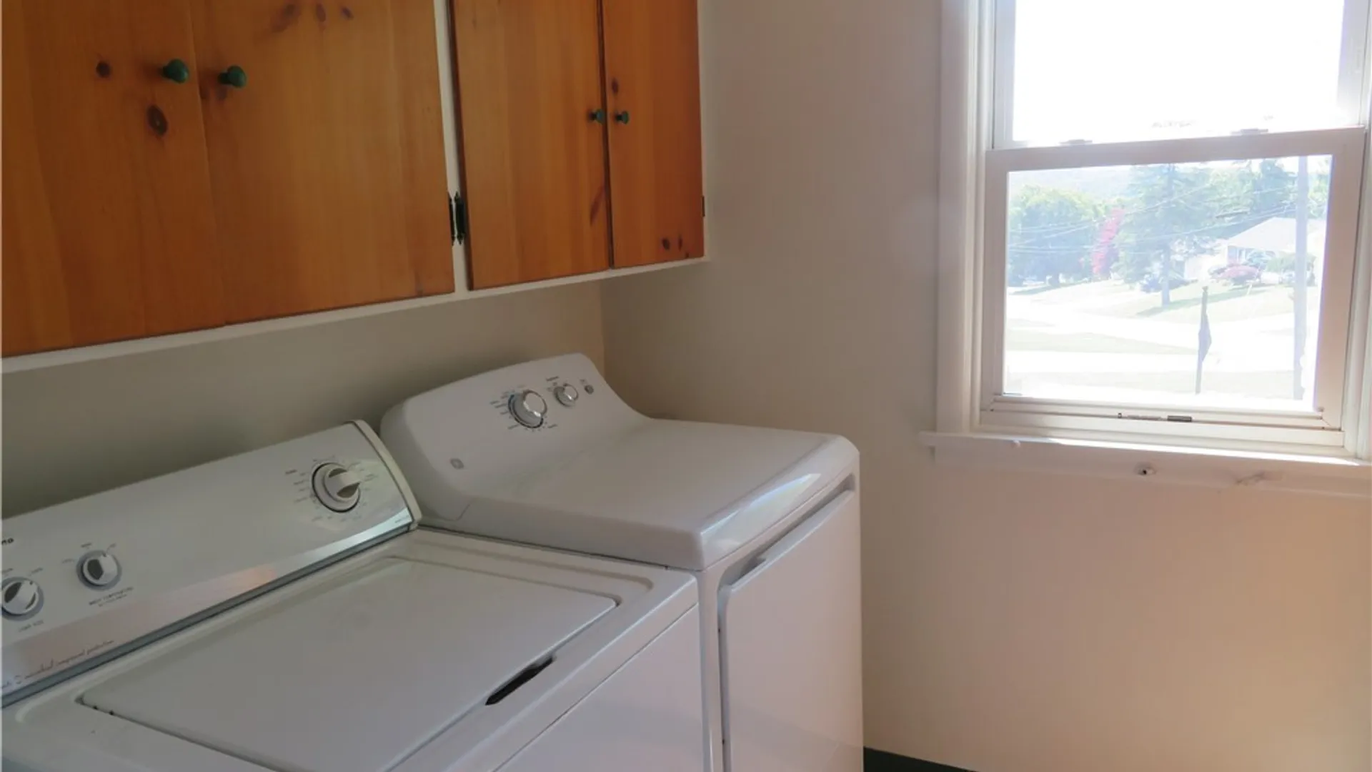 Property at 22 Forest Road, New Hartford, NY 13413 21