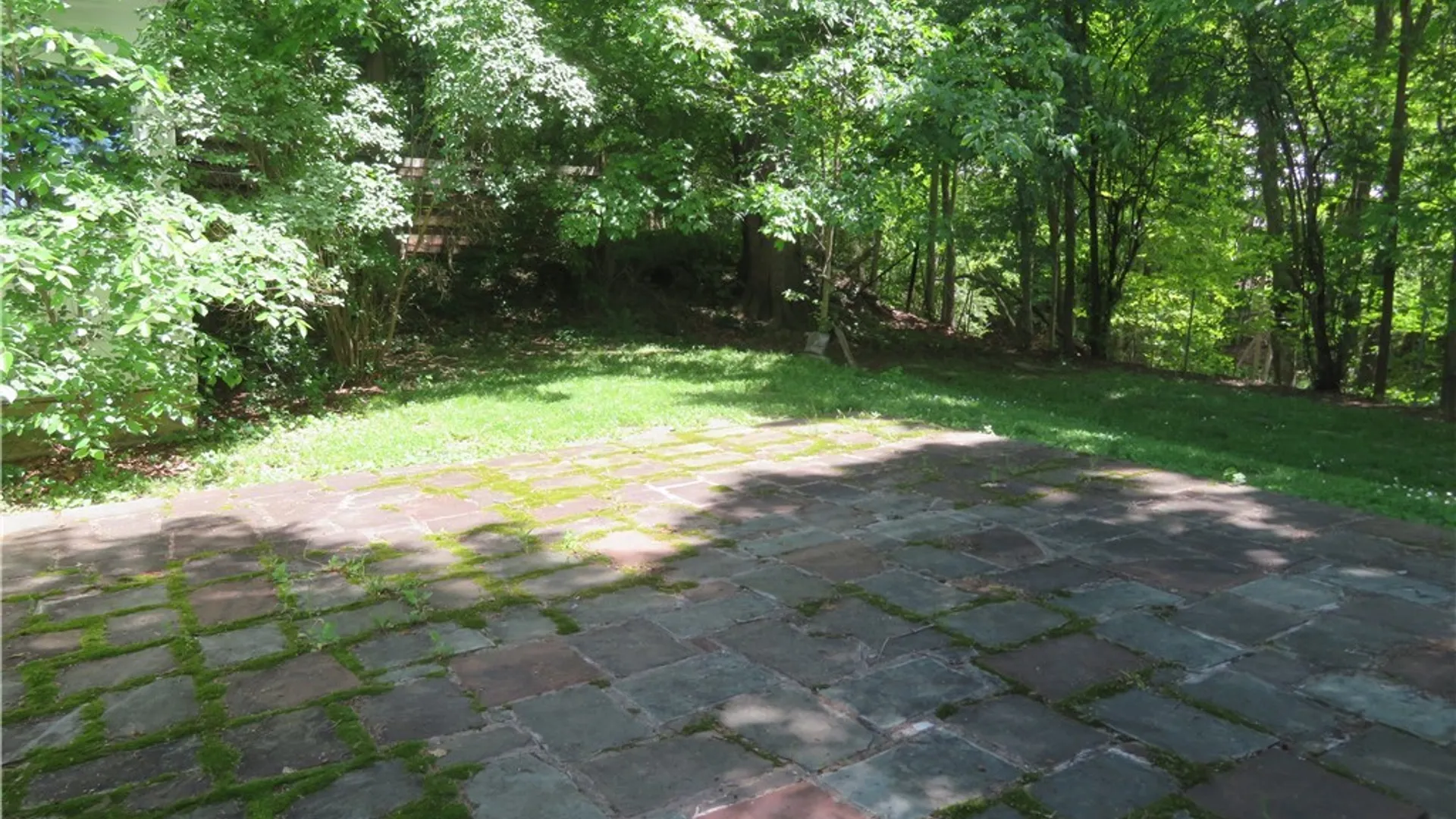 Property at 22 Forest Road, New Hartford, NY 13413 6