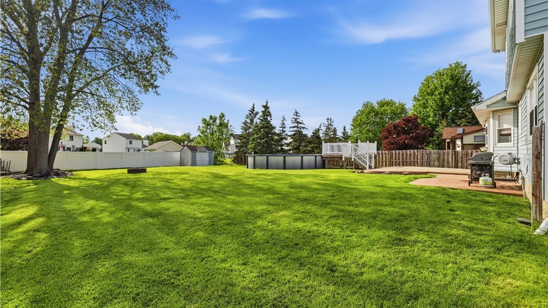 Property at 7224 Winbert Drive, Wheatfield, NY 14120 38