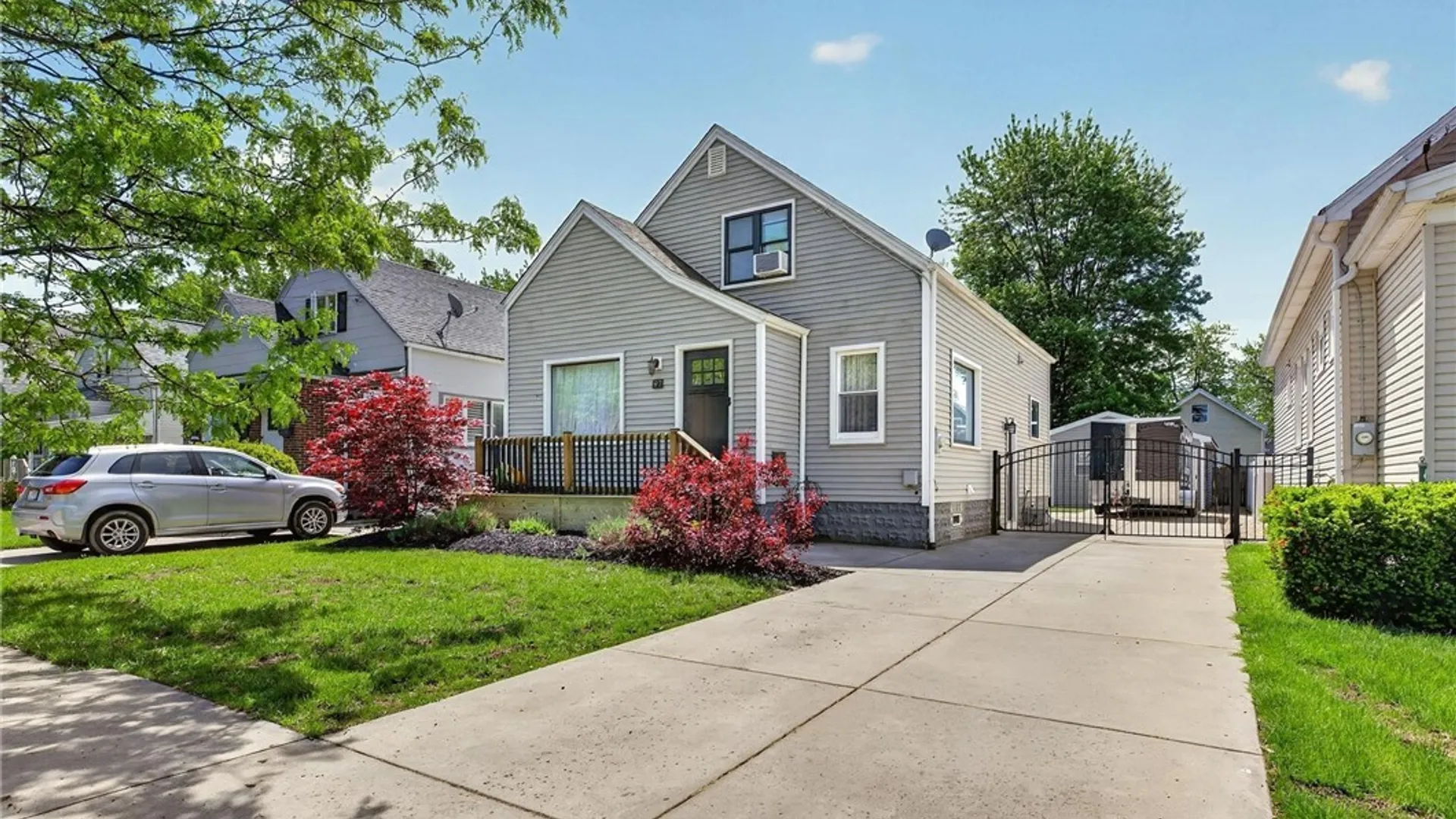 Property at 97 Whitfield Avenue, Buffalo, NY 14220 2