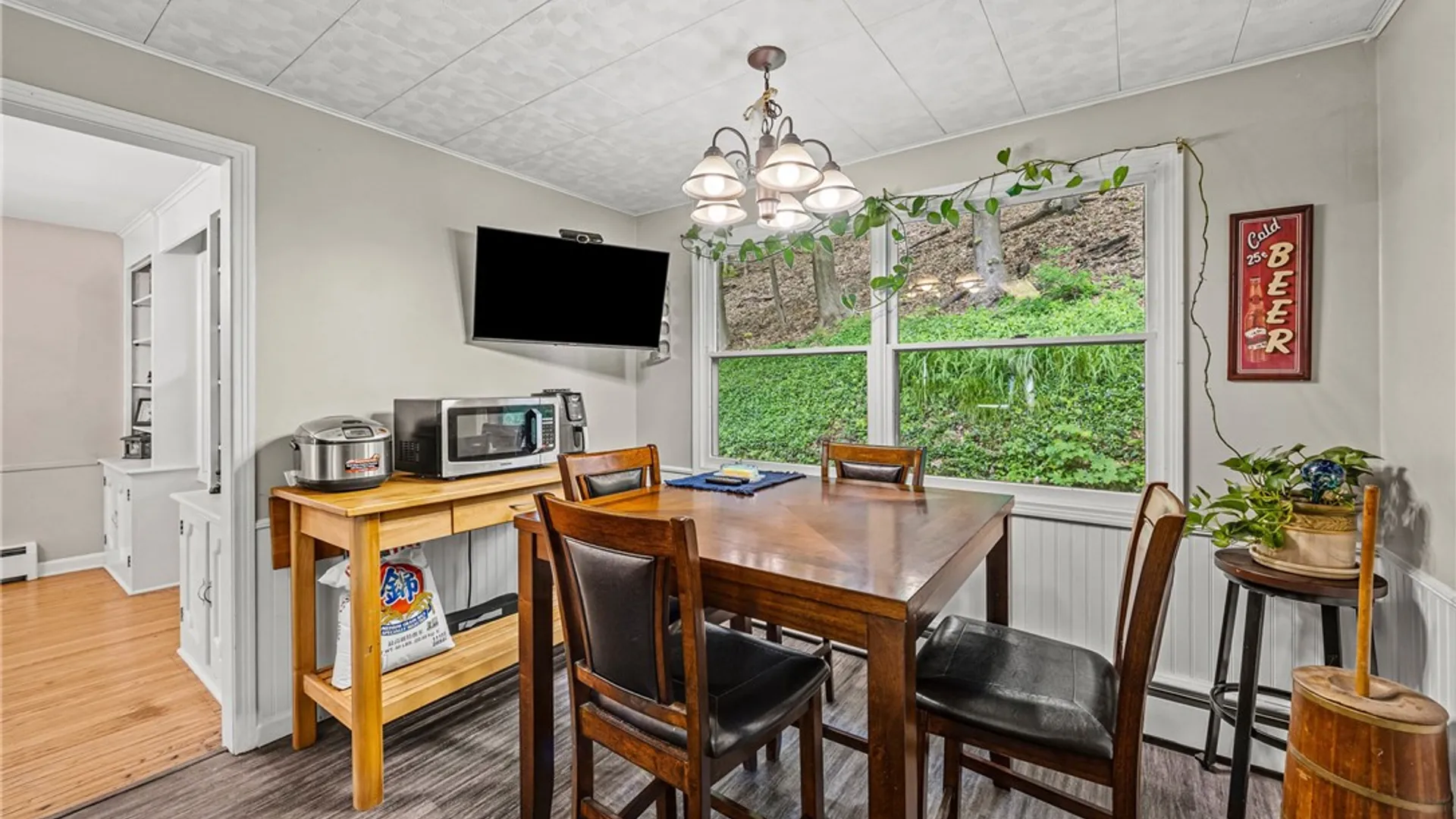 Property at 87 Chapel Hill Drive, Irondequoit, NY 14617 8