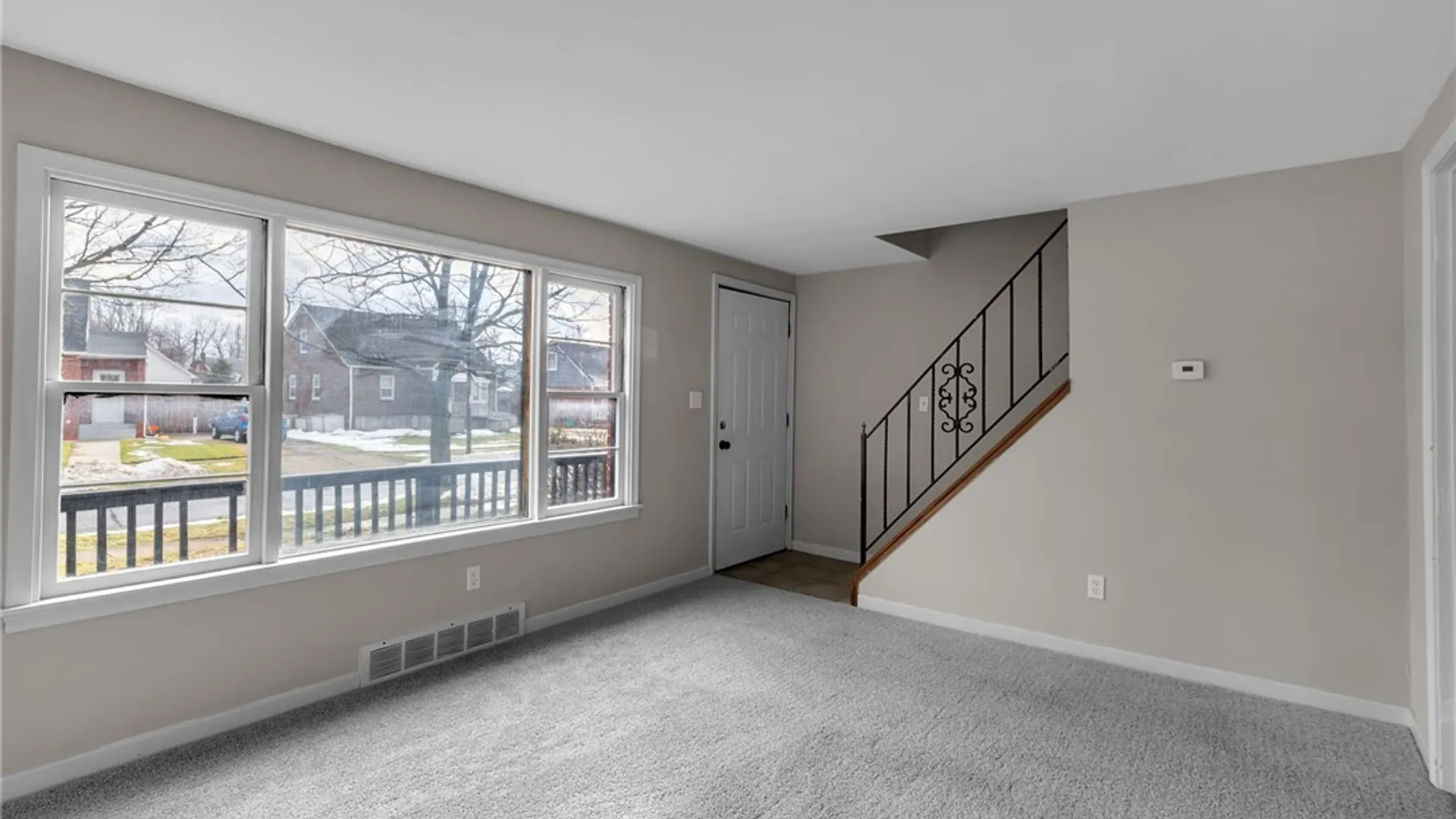 Property at 92 Sharon Parkway, Lackawanna, NY 14218 10