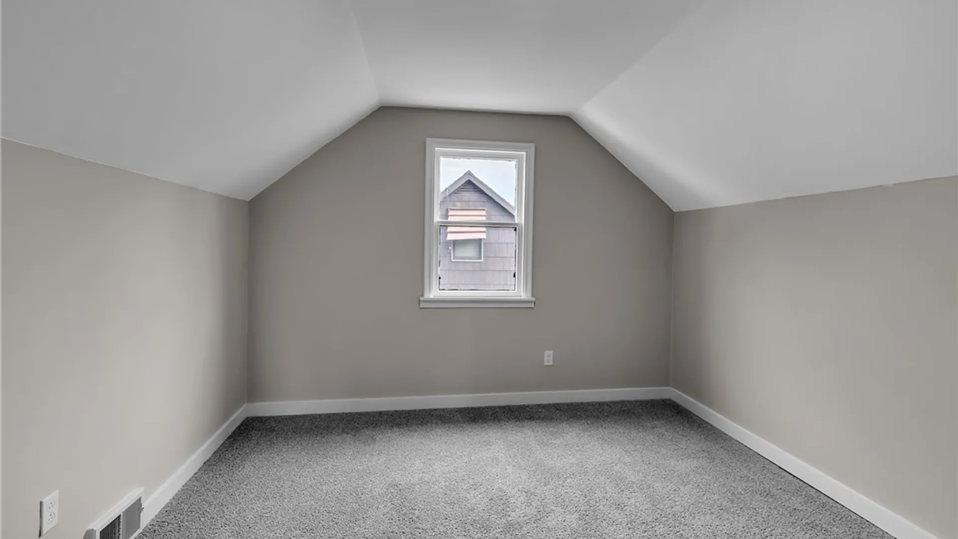Property at 92 Sharon Parkway, Lackawanna, NY 14218 21