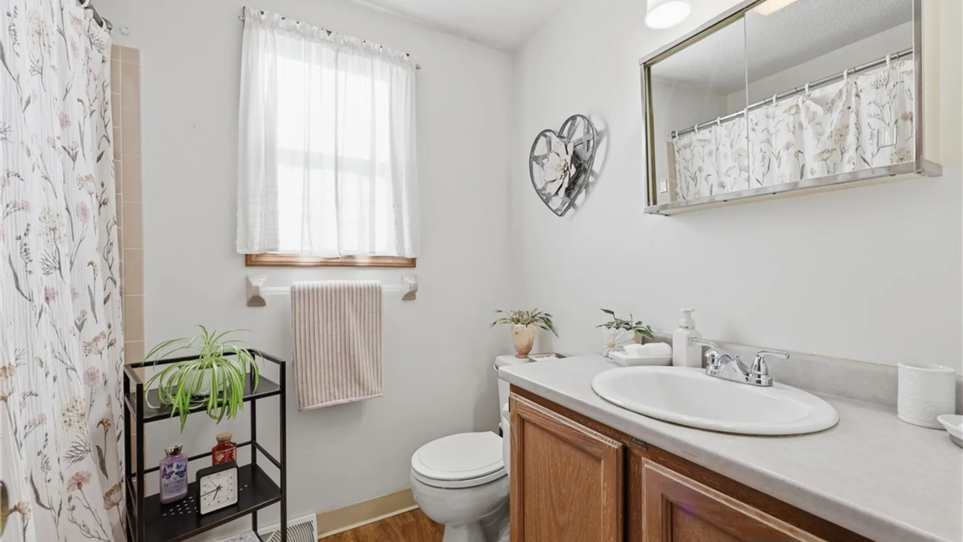 Property at 48 Olanta Street, Lancaster, NY 14043 17