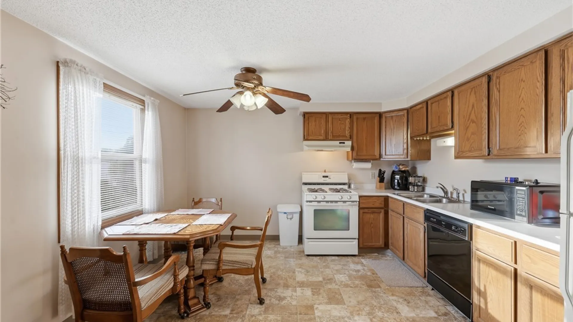 Property at 48 Olanta Street, Lancaster, NY 14043 23