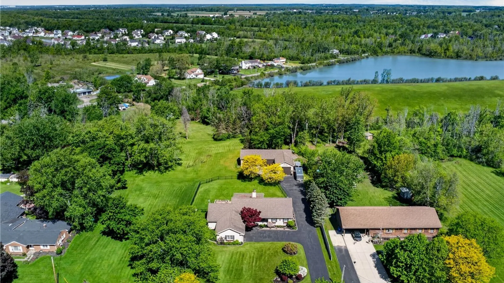 Property at 4119 Beach Ridge Road, Pendleton, NY 14120 2