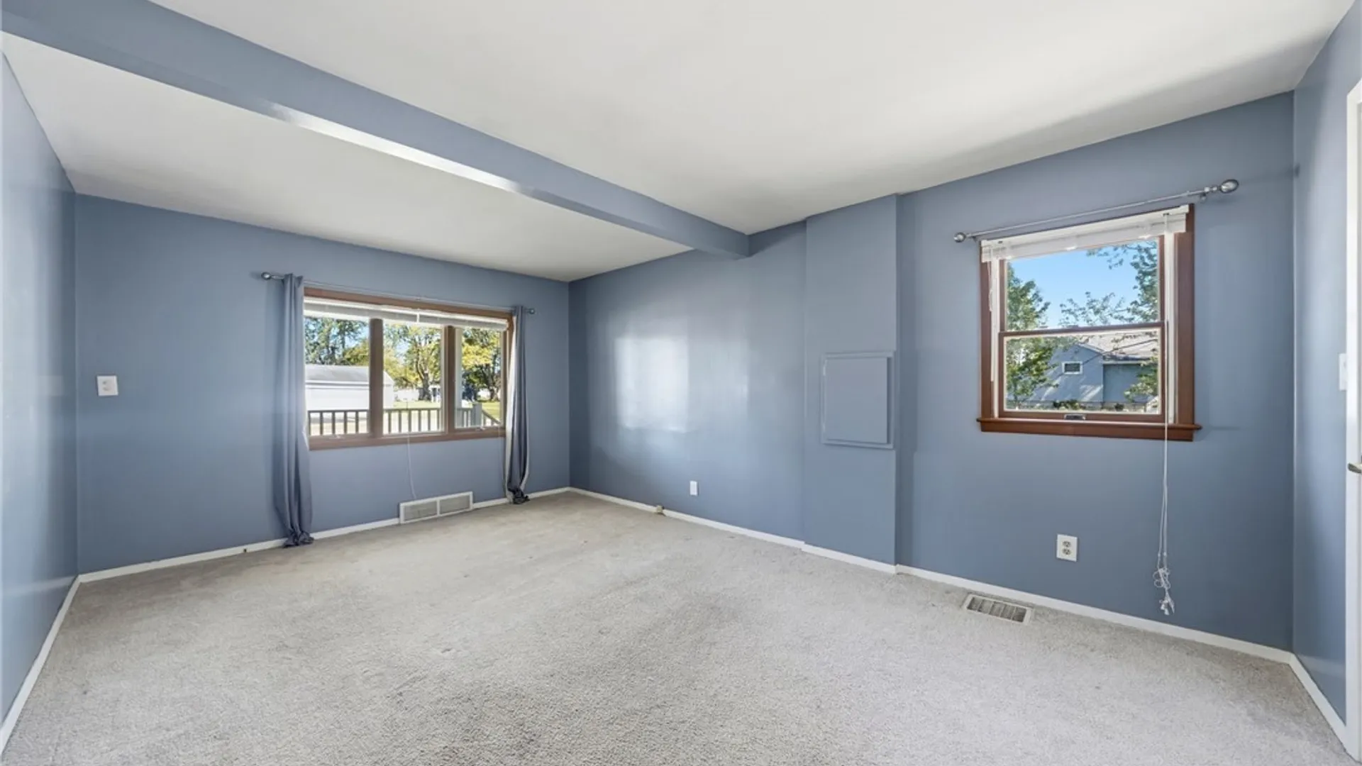 Property at 229 Hyland Avenue, Cheektowaga, NY 14043 13