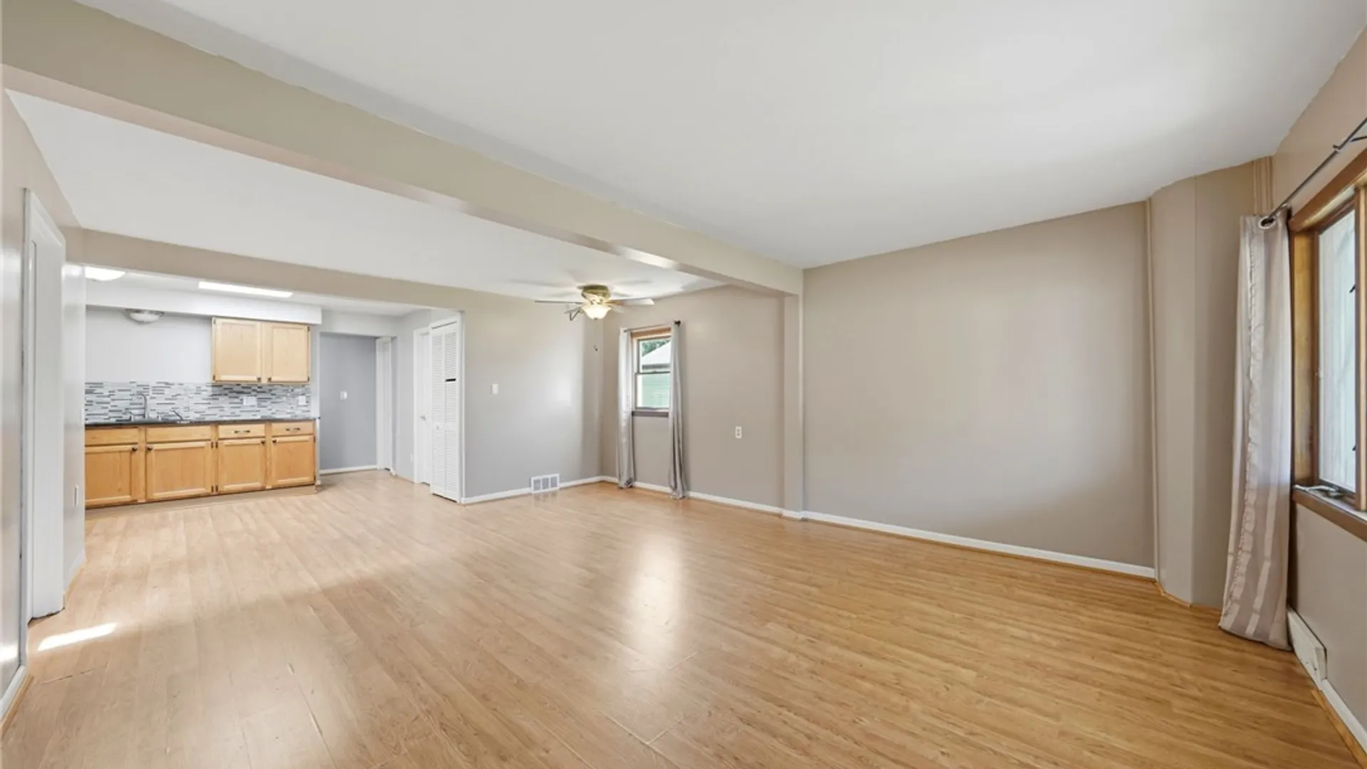Property at 229 Hyland Avenue, Cheektowaga, NY 14043 8