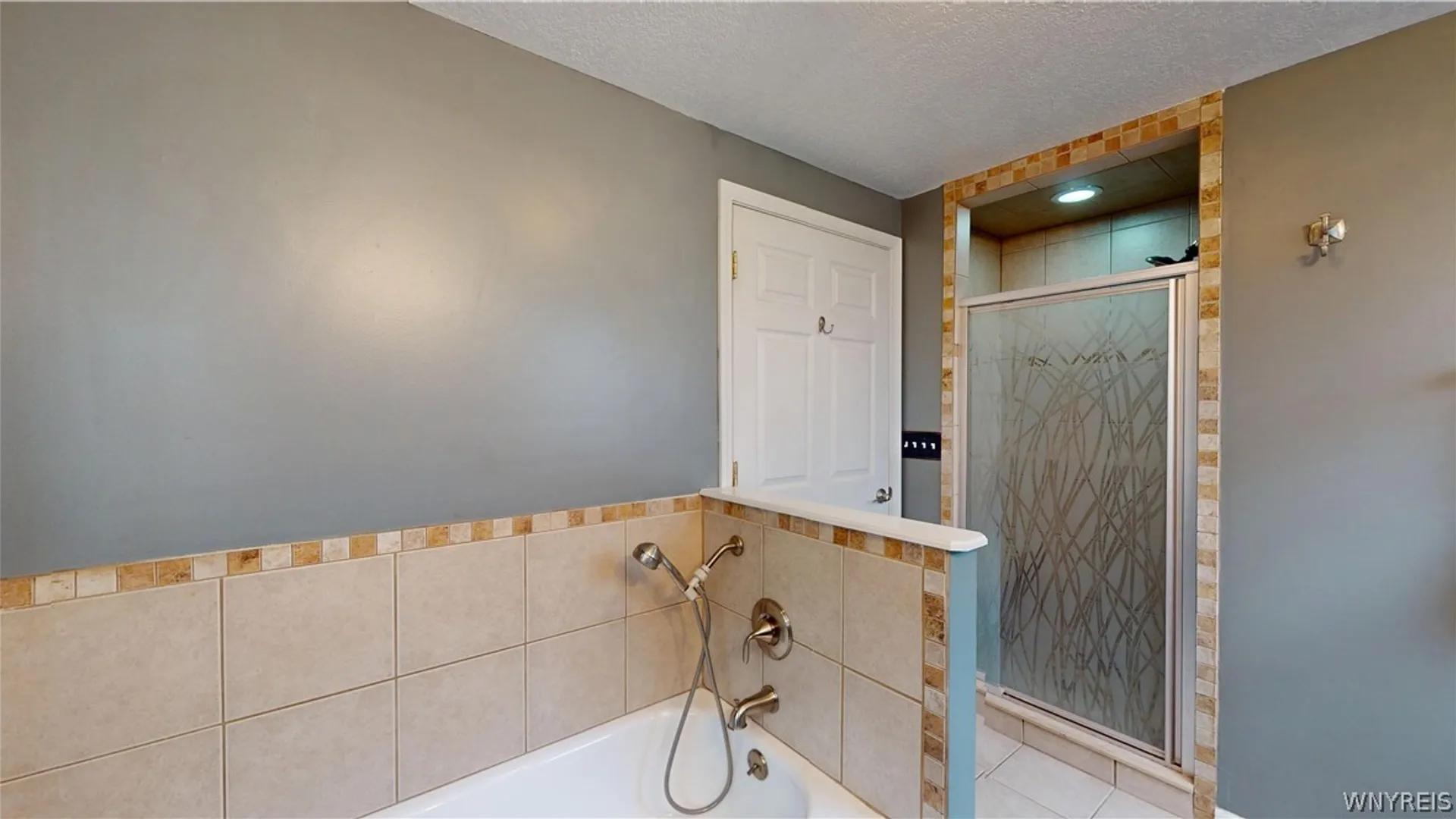Property at 55 Fontaine Drive, Cheektowaga, NY 14215 13