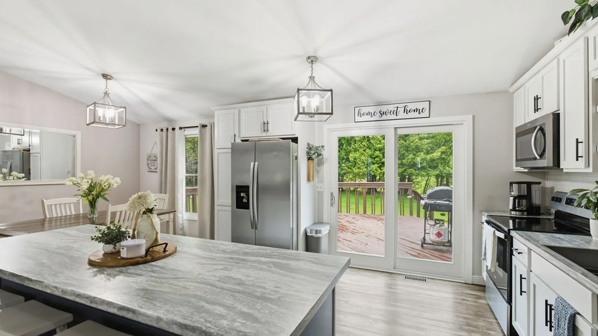 Property at 8168 Toscano Drive, Clay, NY 13041 7