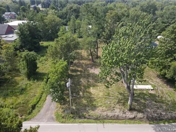 1993 S Creek Road, Evans, NY 14047