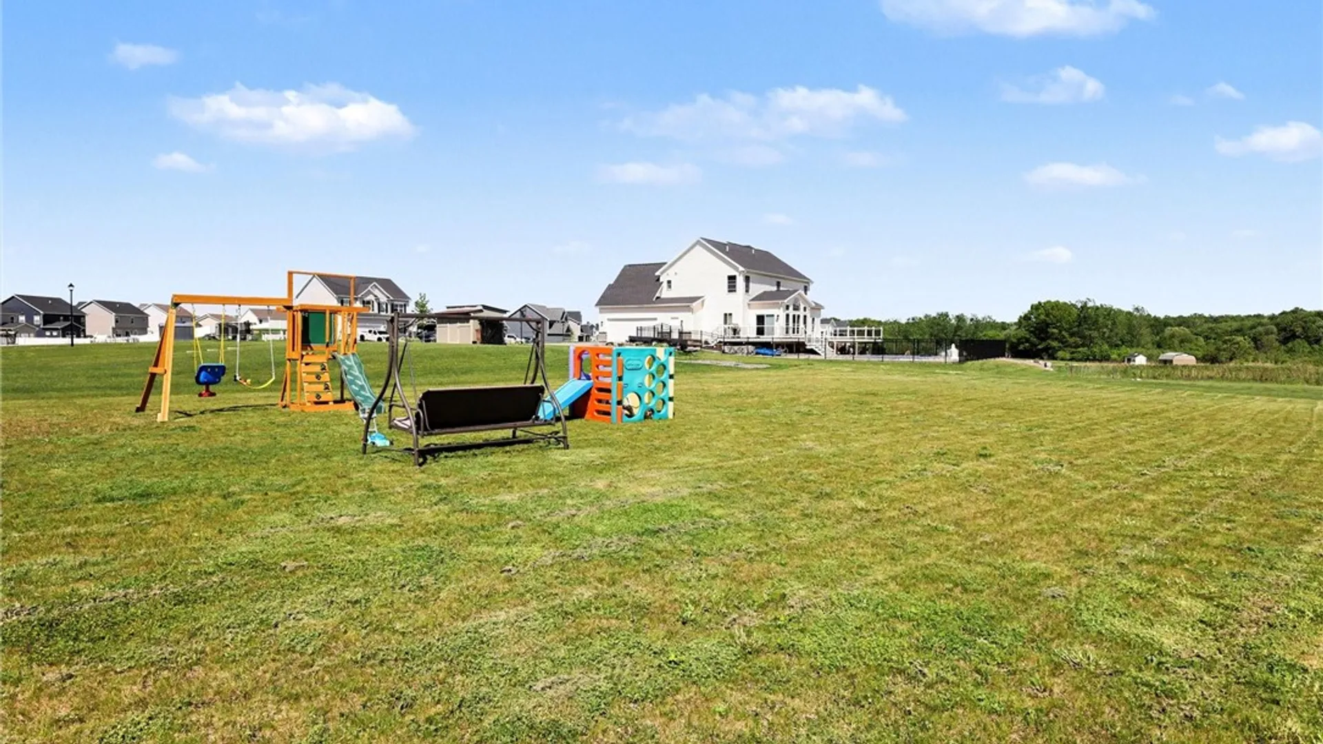 Property at 36 Gage Gardens, Chili, NY 14428 26