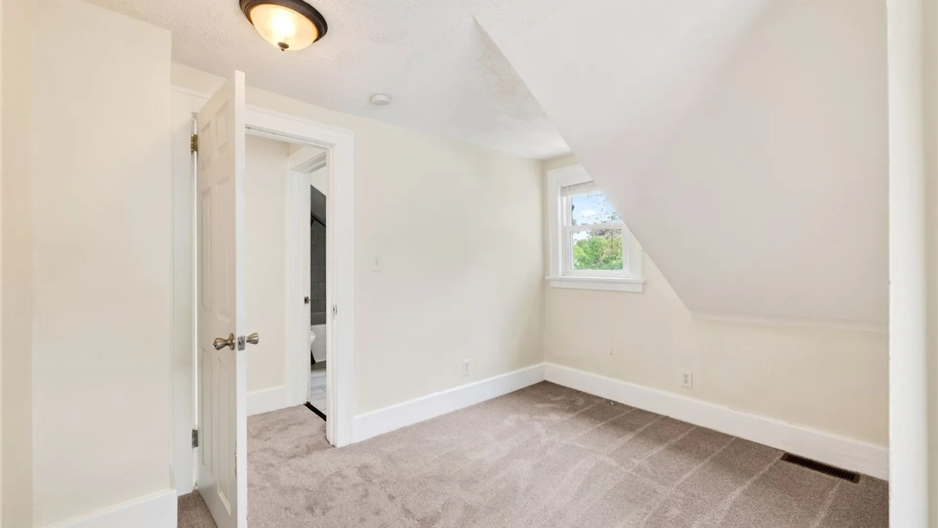 Property at 128 W Ivy Street, East Rochester, NY 14445 18