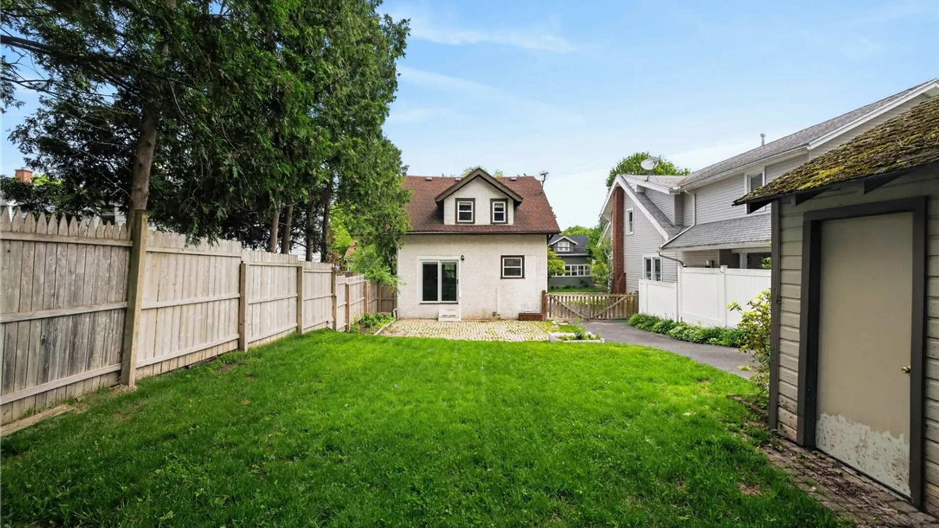 Property at 128 W Ivy Street, East Rochester, NY 14445 4