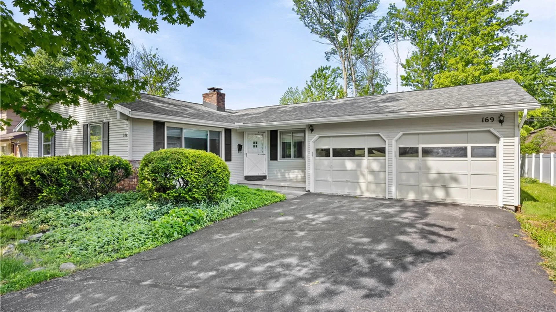 Property at 169 Black Walnut Drive, Greece, NY 14615 4