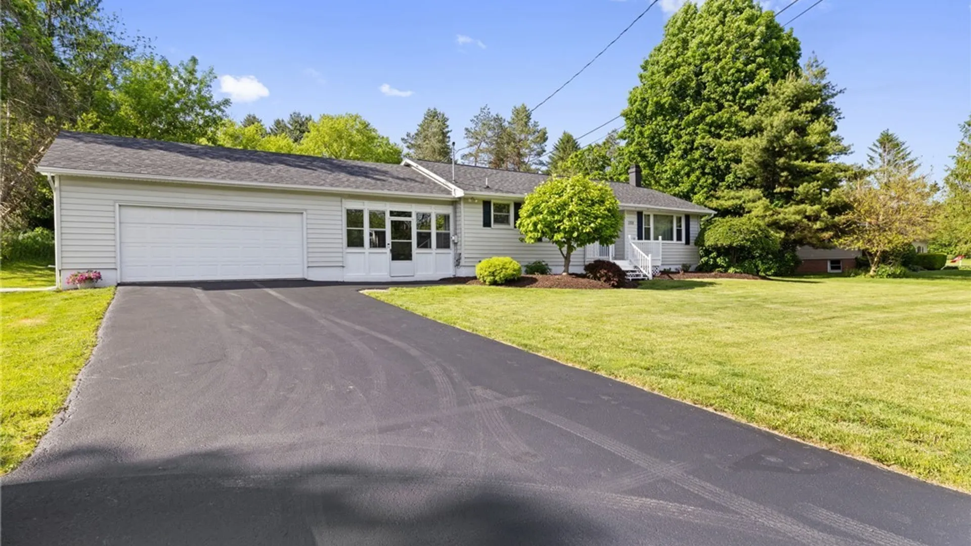 Property at 233 State Route 5, Elbridge, NY 13166 44
