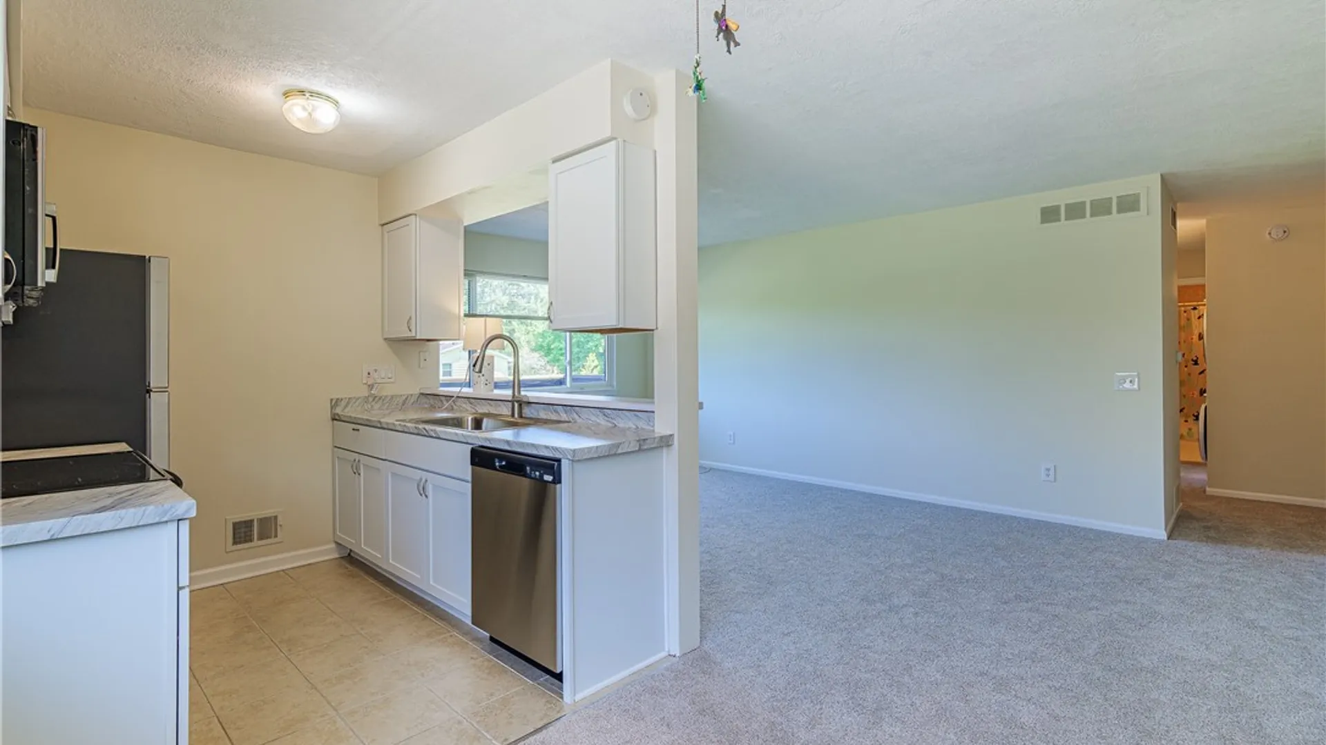 Property at 18 De Paul Drive, East Rochester, NY 14445 11