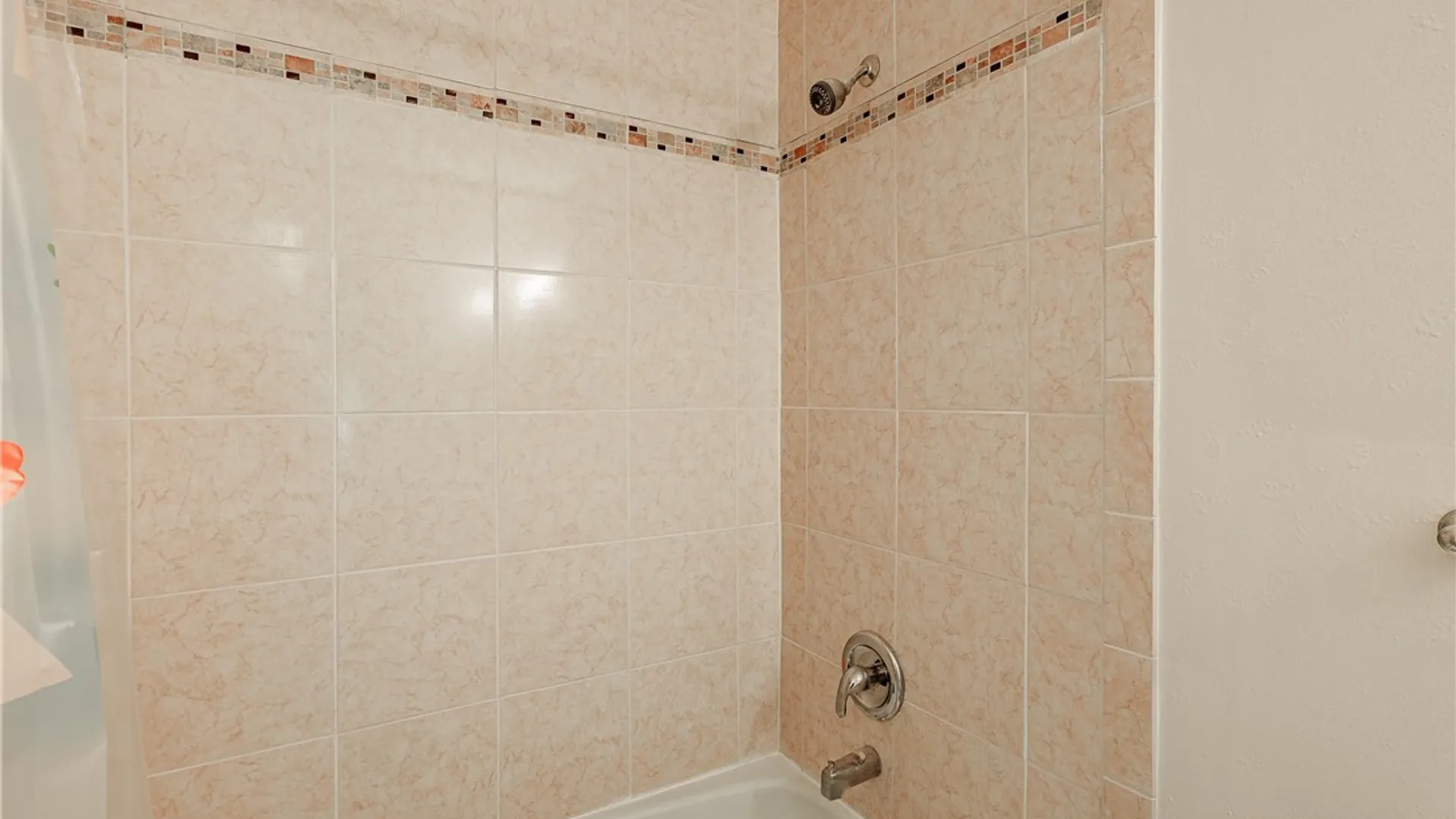 Property at 18 De Paul Drive, East Rochester, NY 14445 24