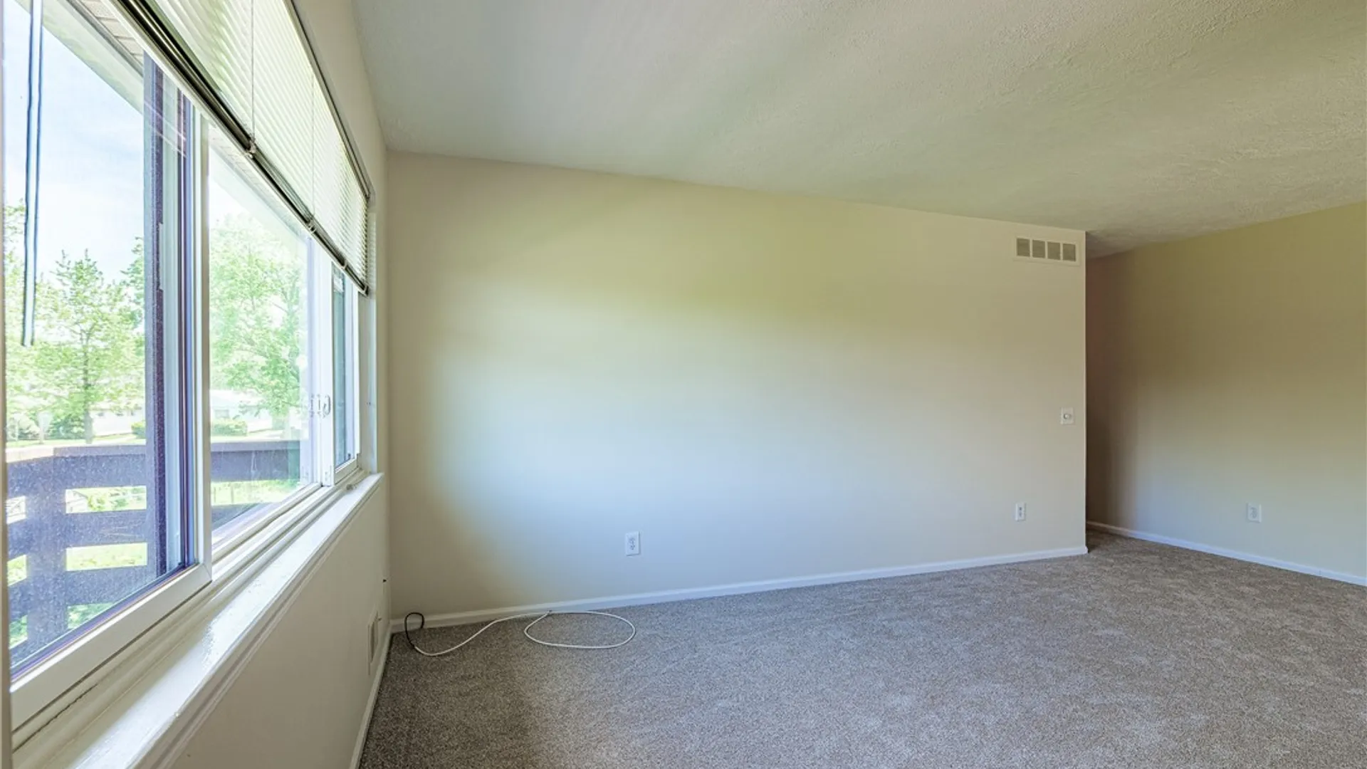 Property at 18 De Paul Drive, East Rochester, NY 14445 6