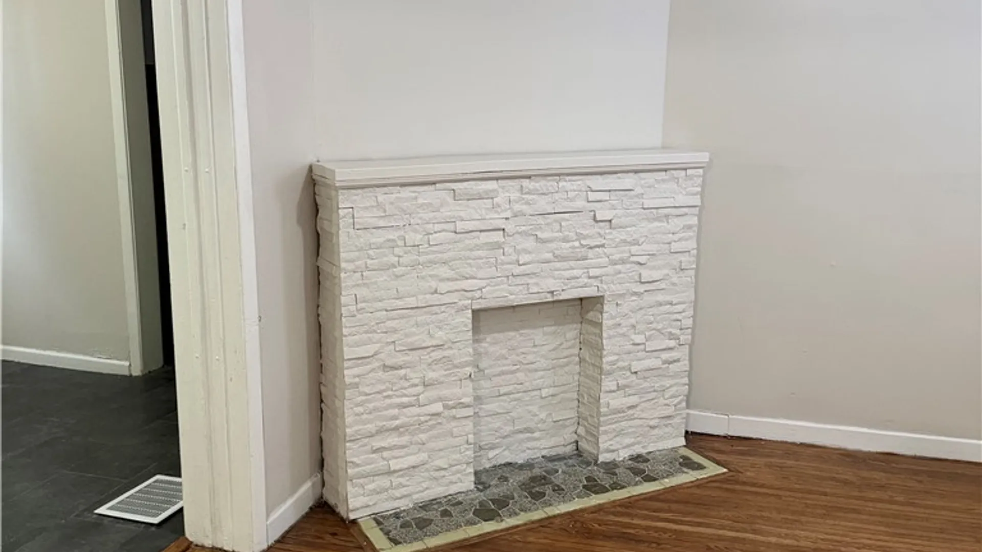 Property at 79 California Street, Buffalo, NY 14213 6