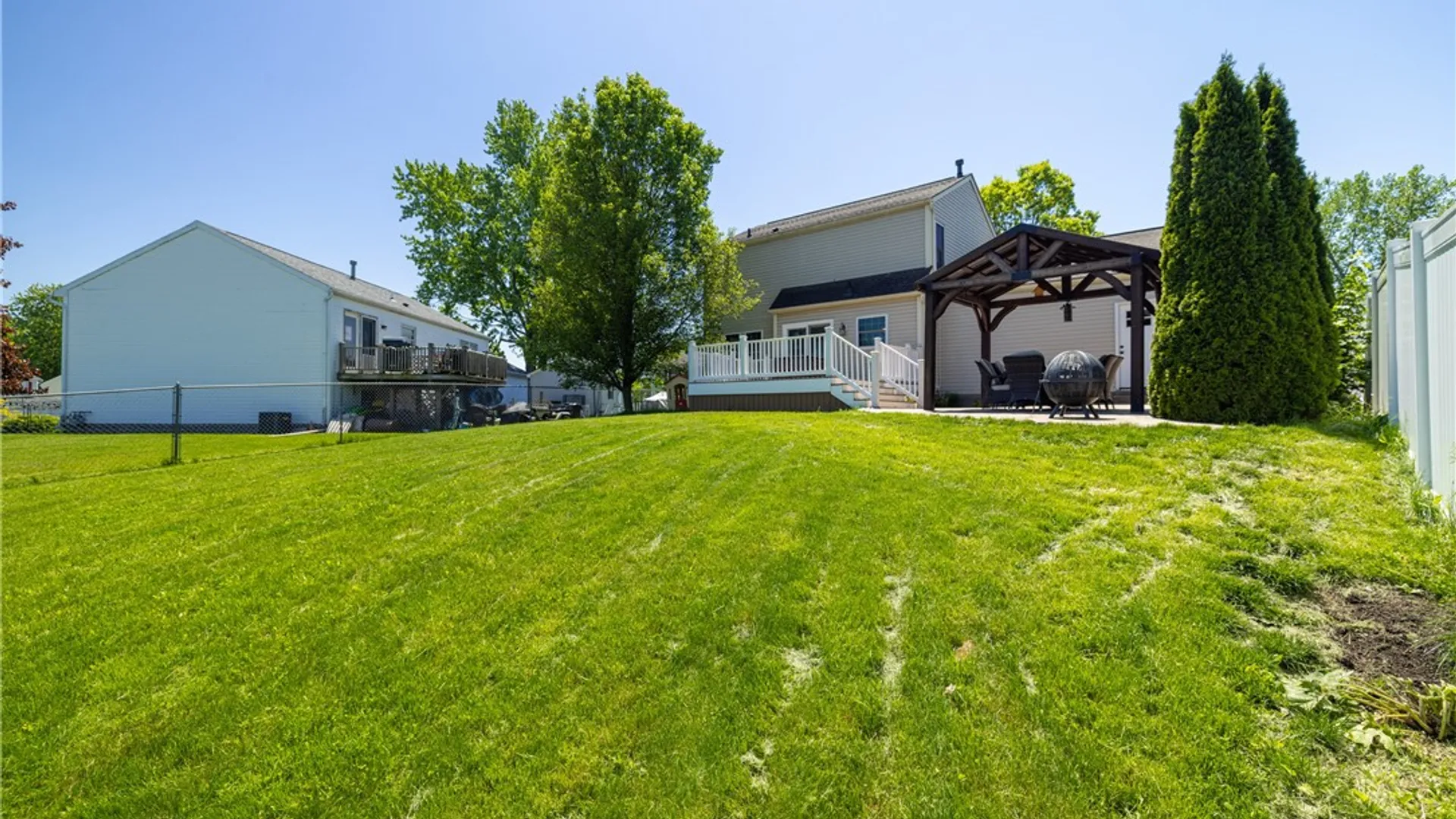 Property at 629 Cranberry Lane, Walworth, NY 14502 26