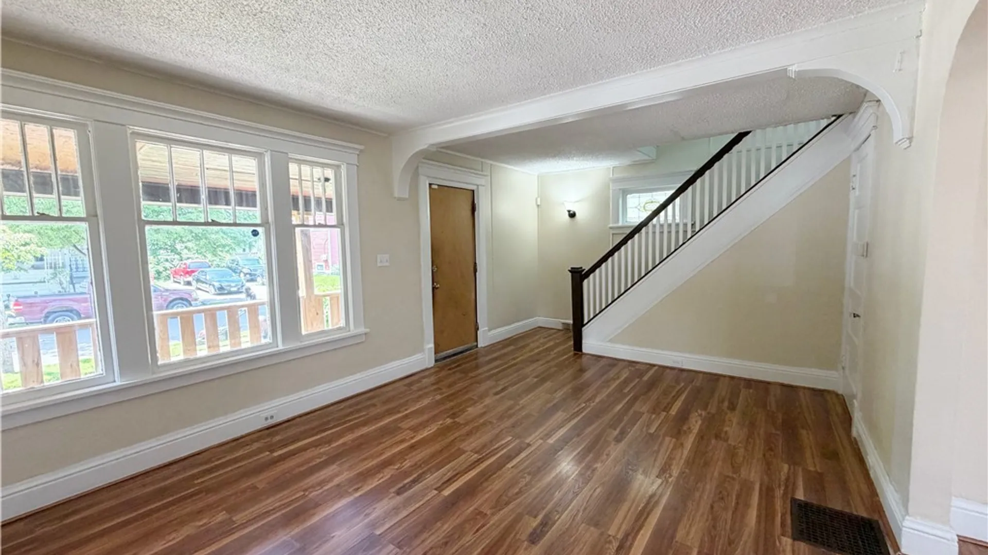 Property at 14 Midway Avenue, Buffalo, NY 14215 3