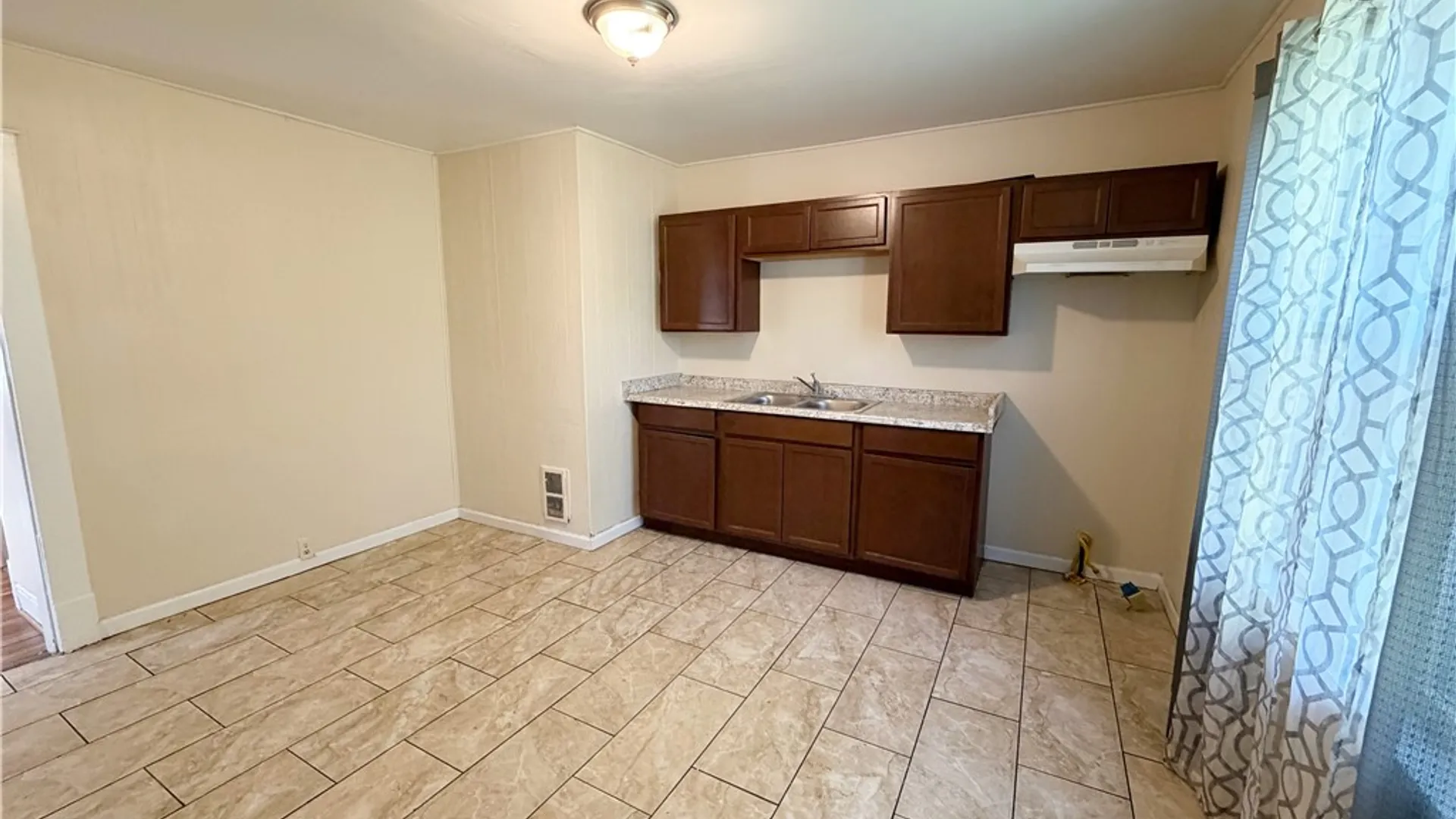 Property at 14 Midway Avenue, Buffalo, NY 14215 7