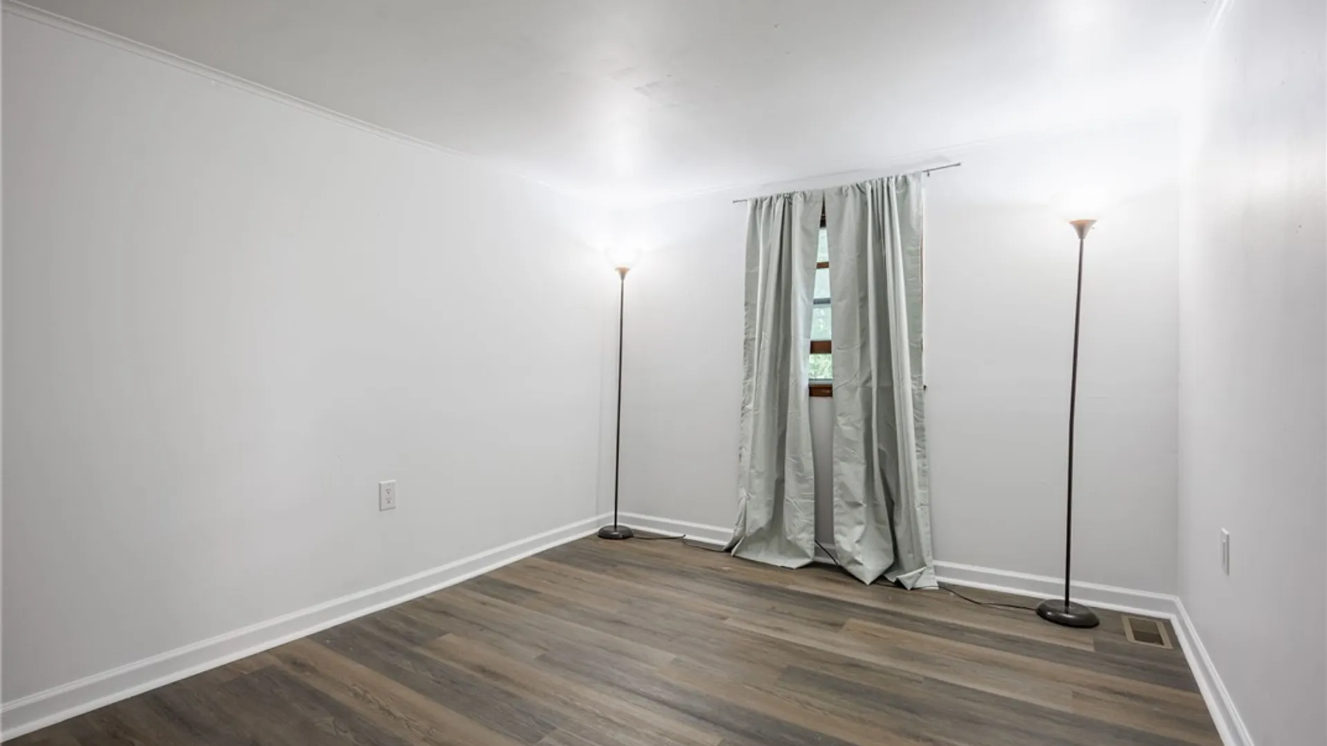 Property at 76 E Wright Avenue, Waterloo, NY 13165 25