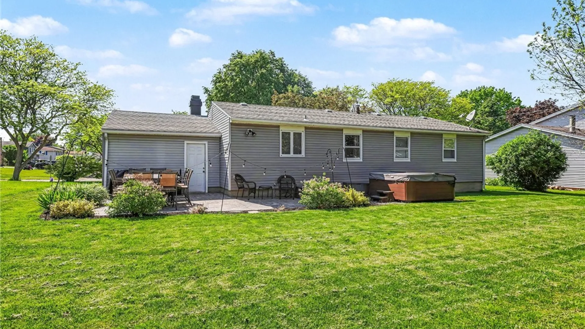 Property at 44 Short Hills Drive, Parma, NY 14468 23